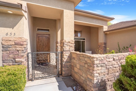 Tiny photo for 655 E Lost Ridge DR, Washington, UT 84780 (MLS # 26-276114)