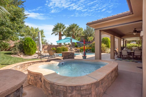 Tiny photo for 655 E Lost Ridge DR, Washington, UT 84780 (MLS # 26-276114)