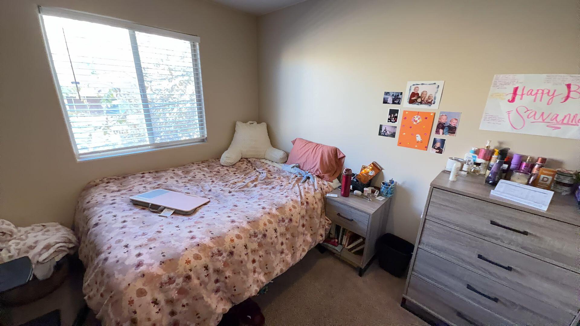 SKYHAWK TOWNHOMES - Residential