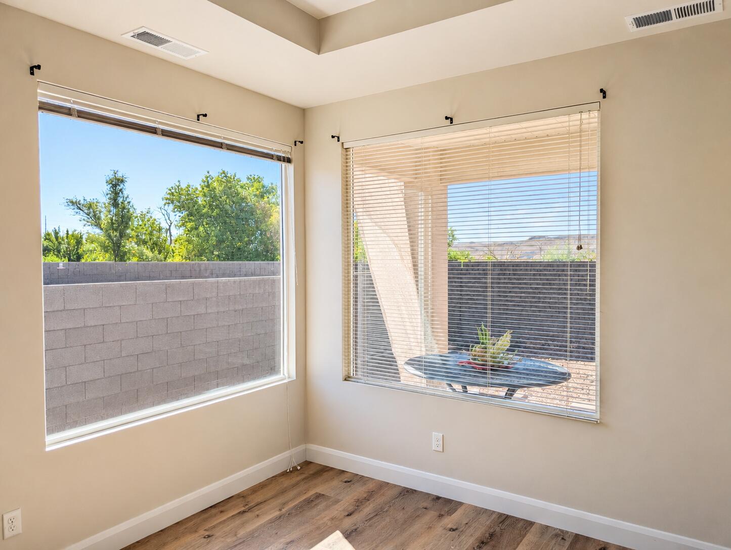 COTTONWOOD HOLLOW - Residential