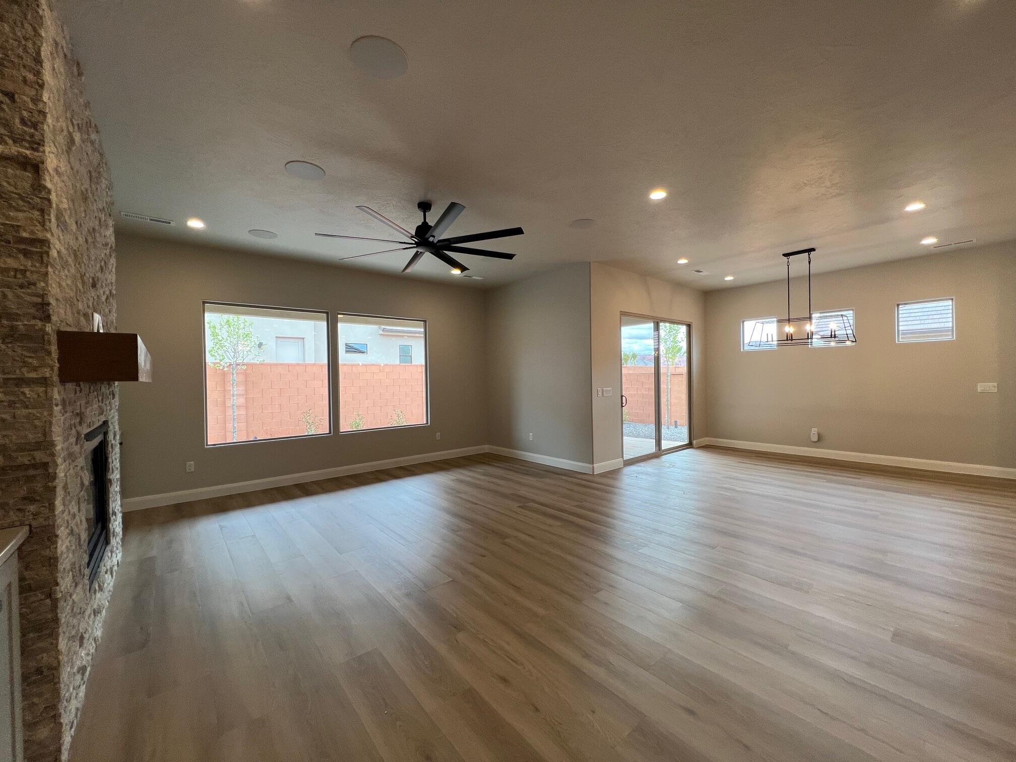 UNITY VILLAGE - Residential