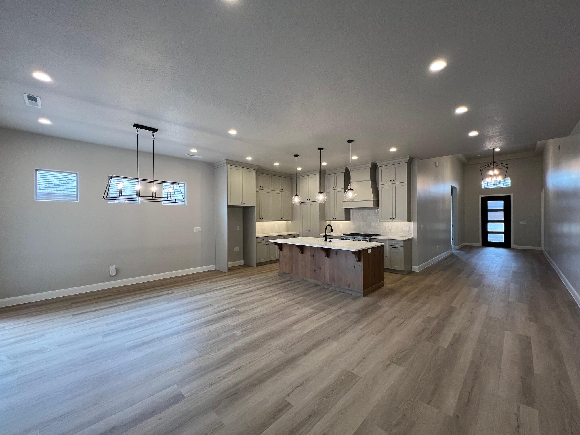 UNITY VILLAGE - Residential