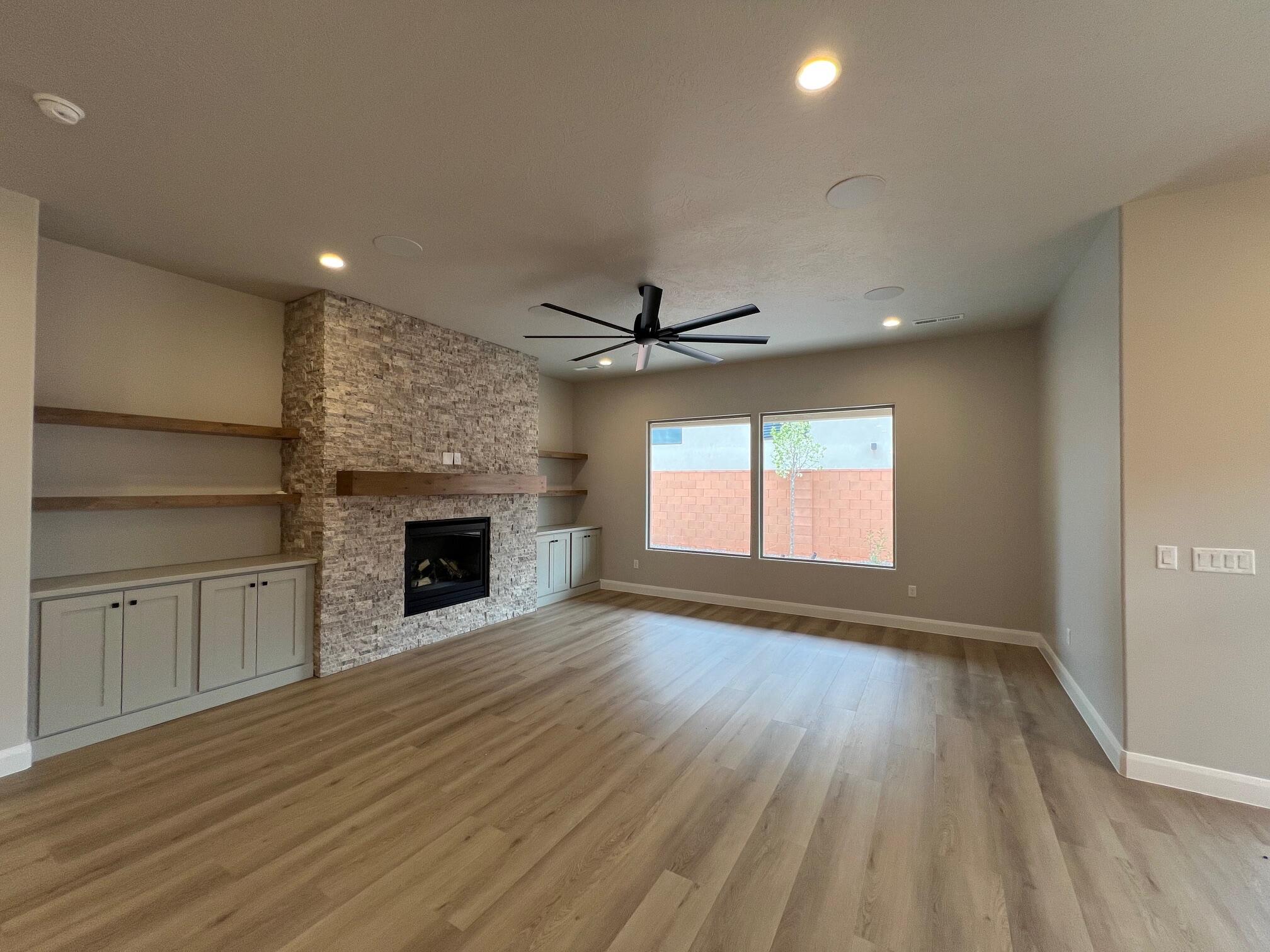 UNITY VILLAGE - Residential