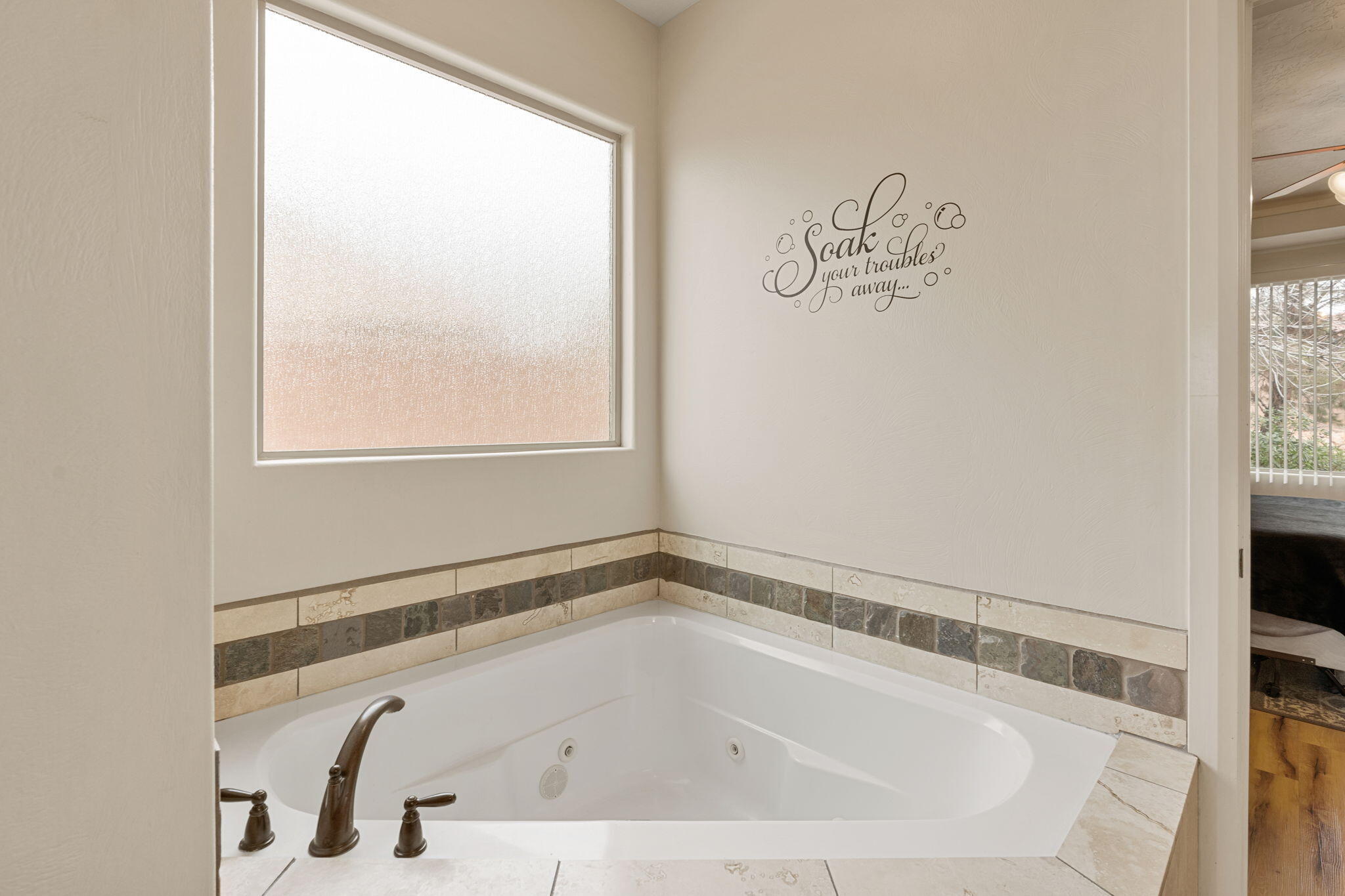 HIGH CHAPARRAL AT THE WASHINGTON BENCH - Residential