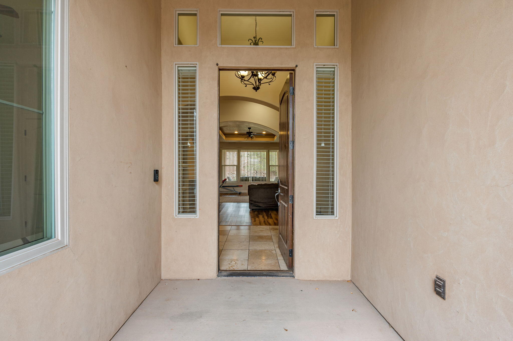 HIGH CHAPARRAL AT THE WASHINGTON BENCH - Residential