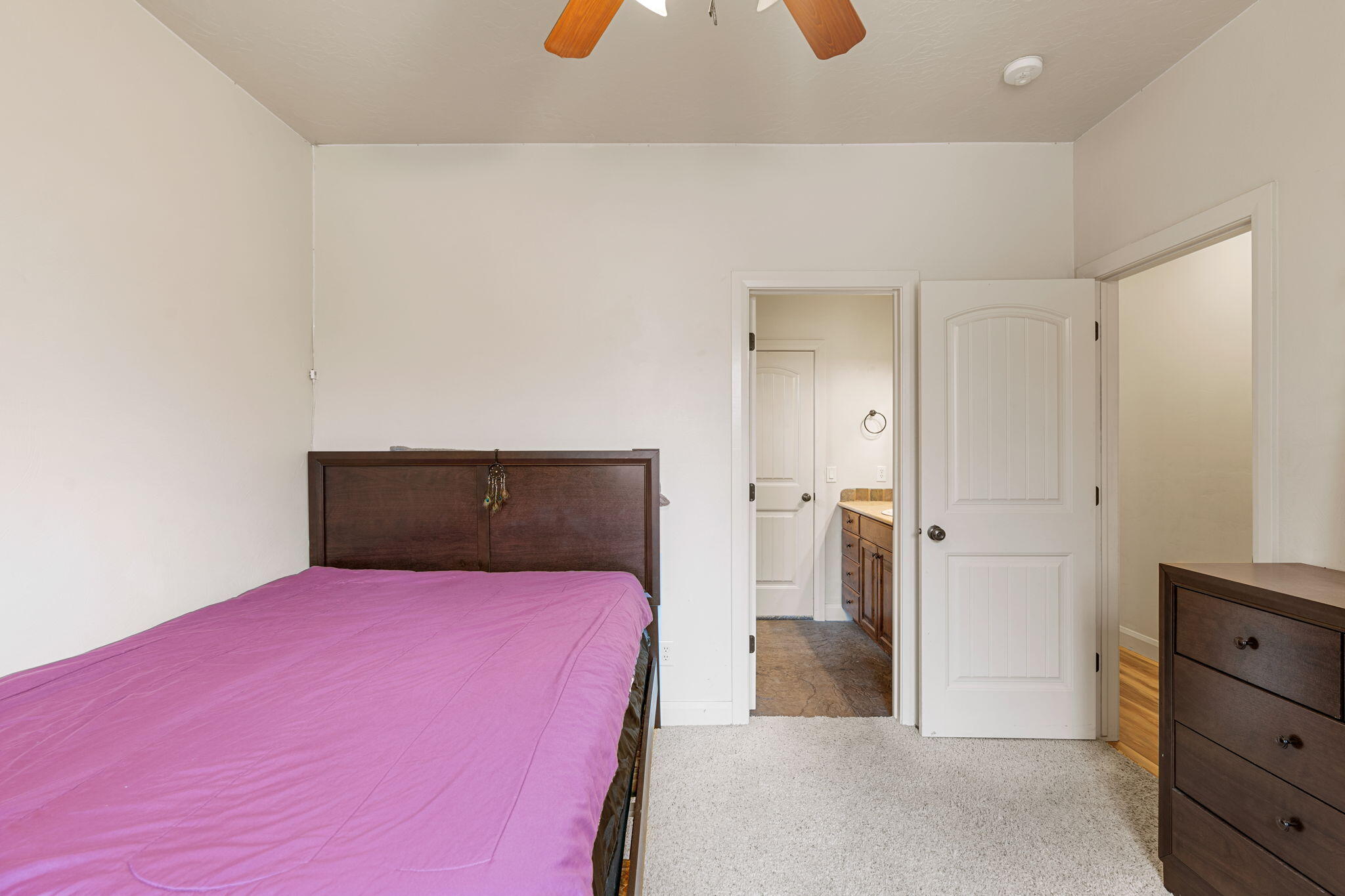 HIGH CHAPARRAL AT THE WASHINGTON BENCH - Residential