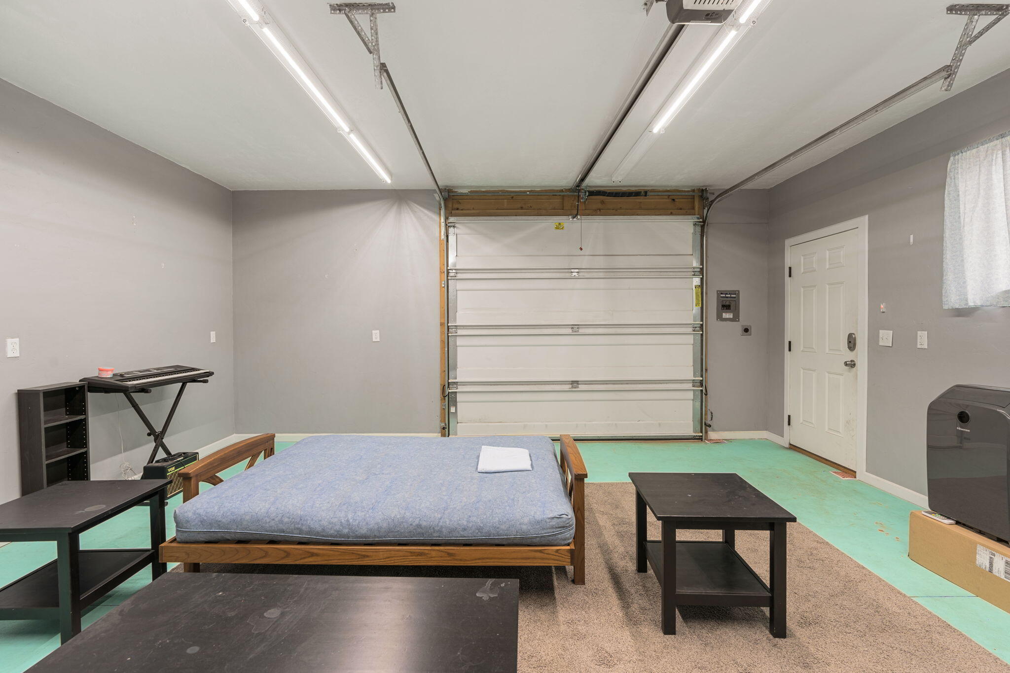 HIGH CHAPARRAL AT THE WASHINGTON BENCH - Residential