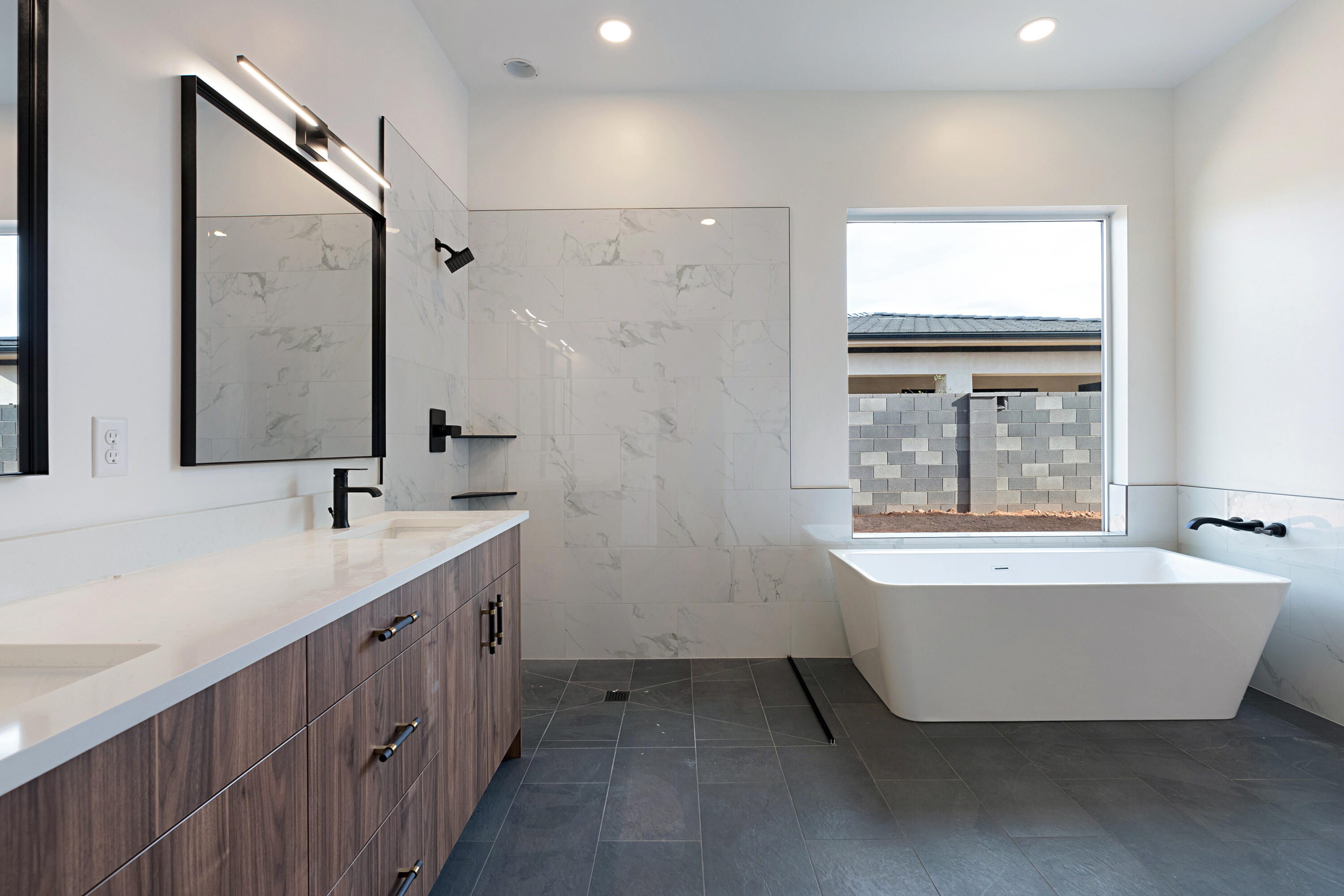 NORTH SLOPE AT COPPER ROCK - Residential