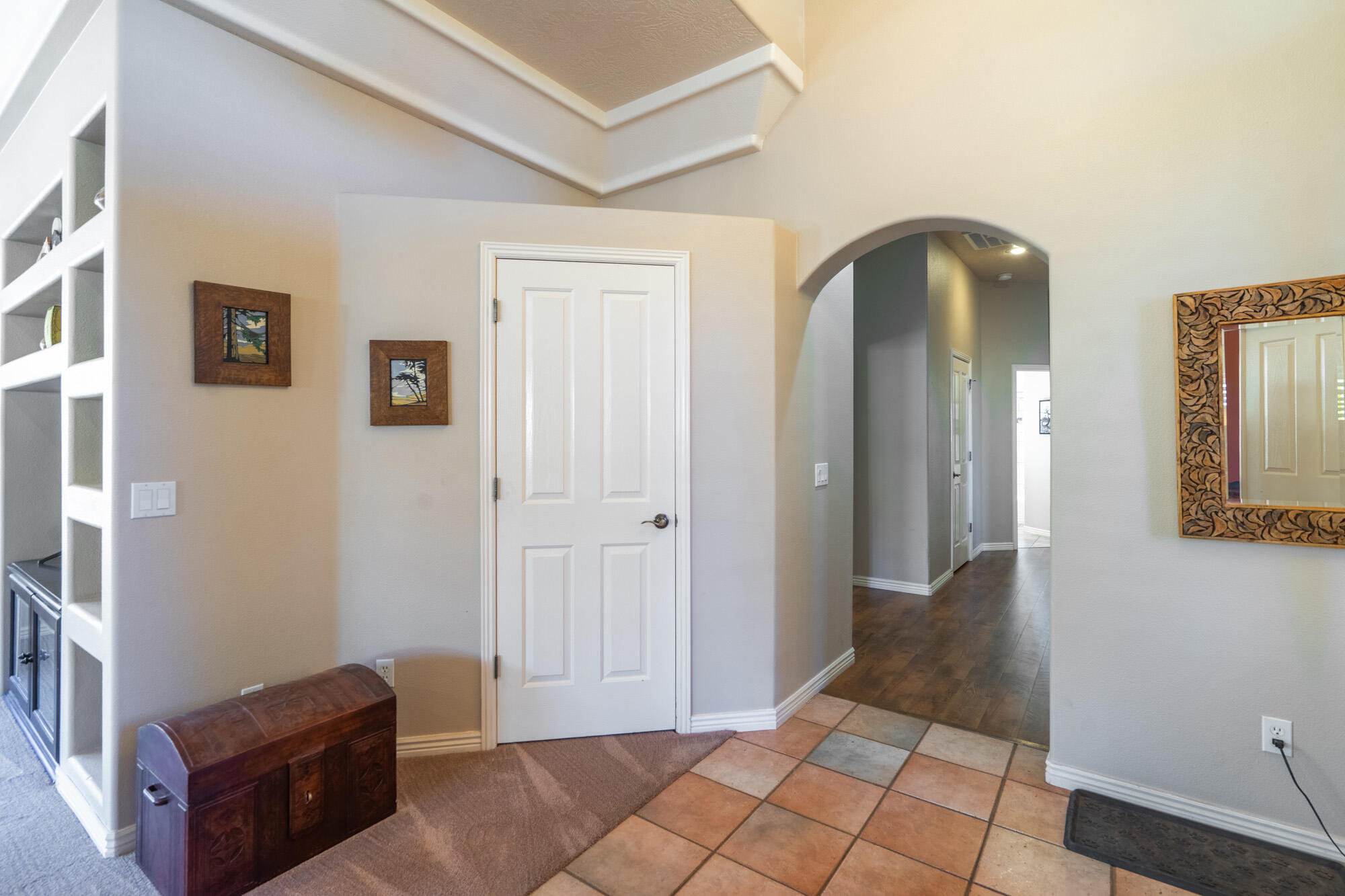 PARADISE CANYON - Residential