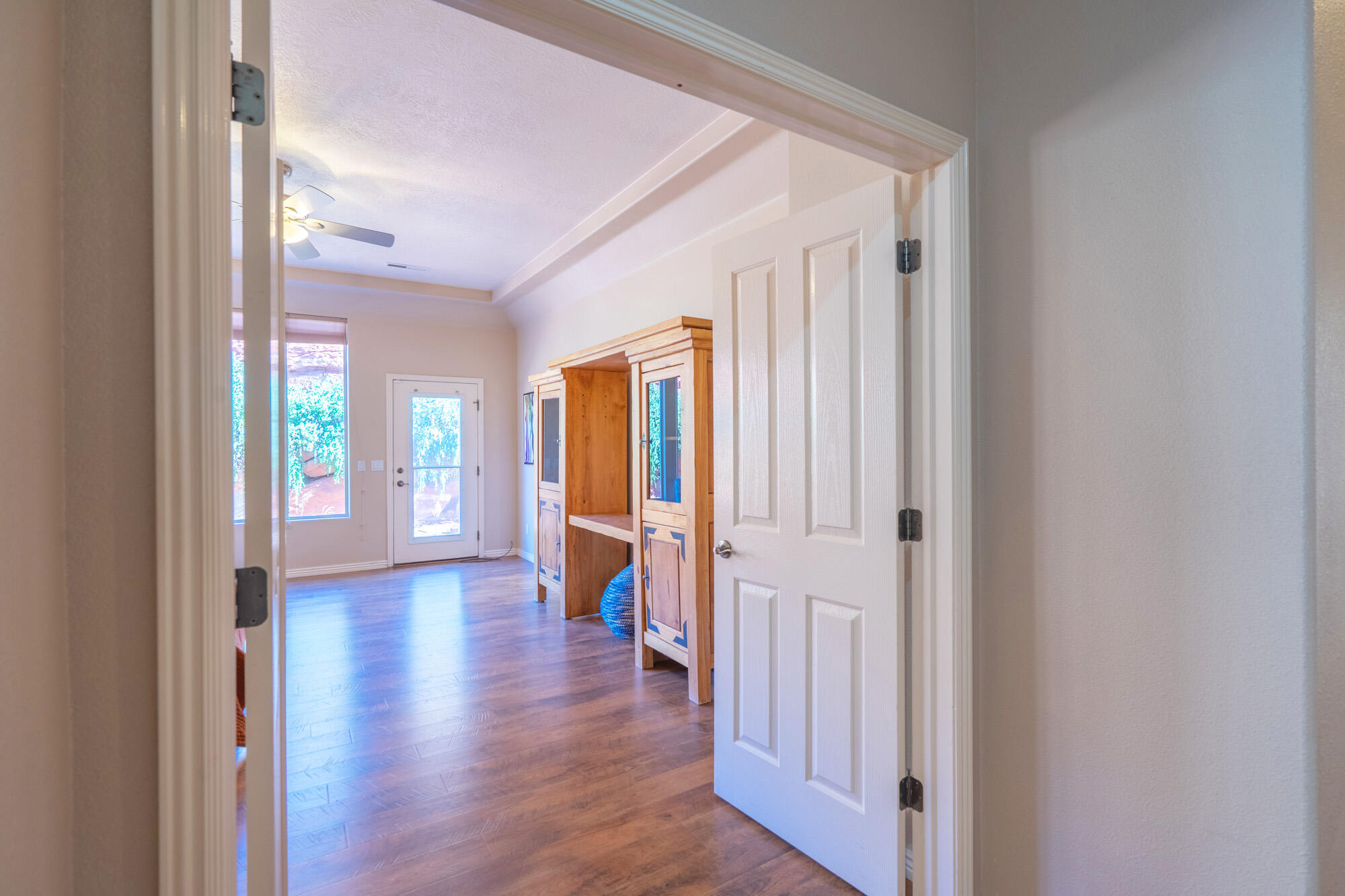 PARADISE CANYON - Residential