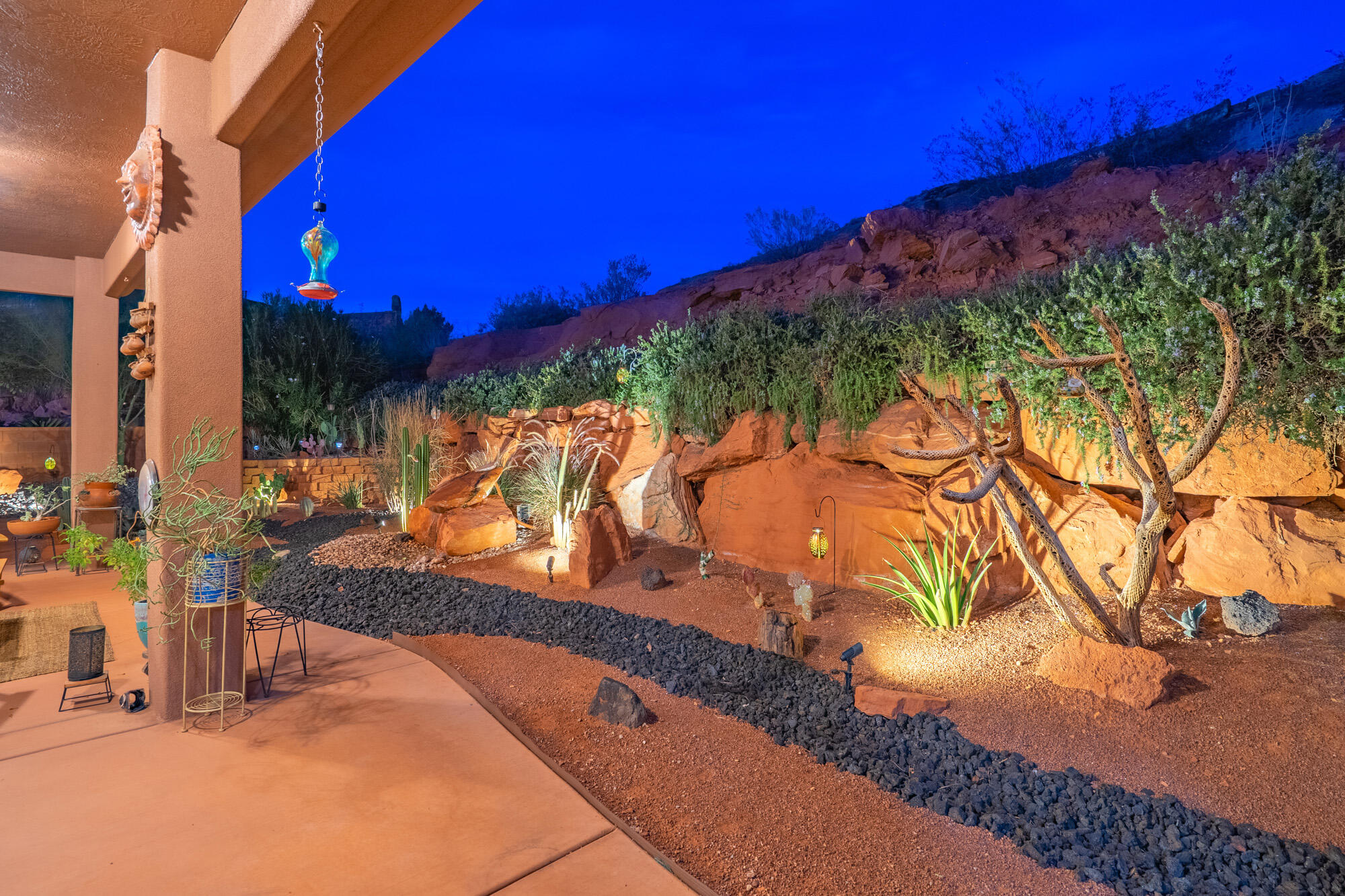 PARADISE CANYON - Residential