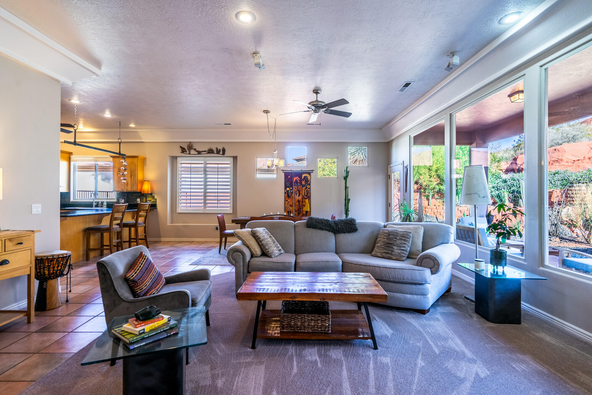 PARADISE CANYON - Residential