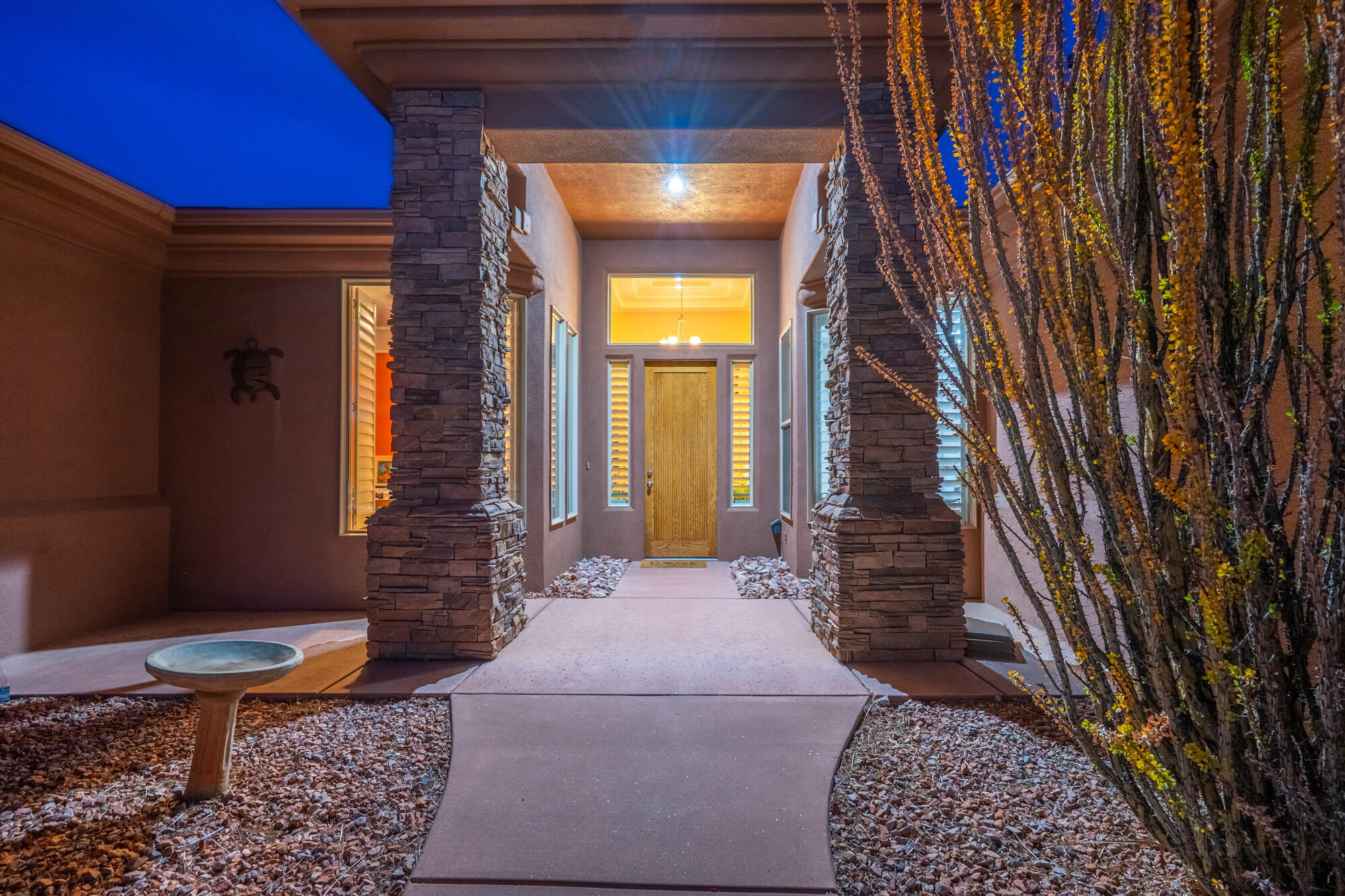 PARADISE CANYON - Residential