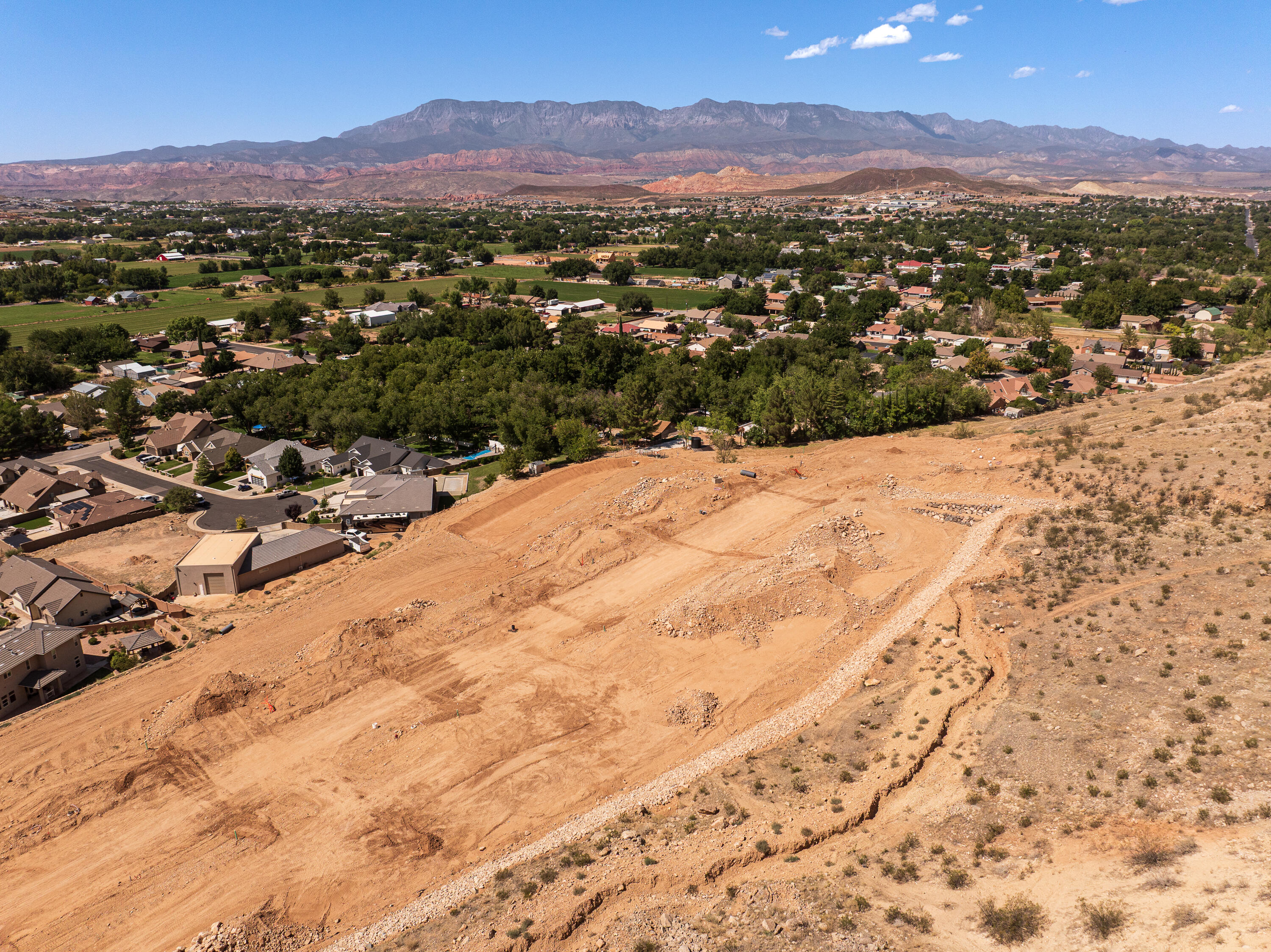 HURRICANE LOCAL - Land