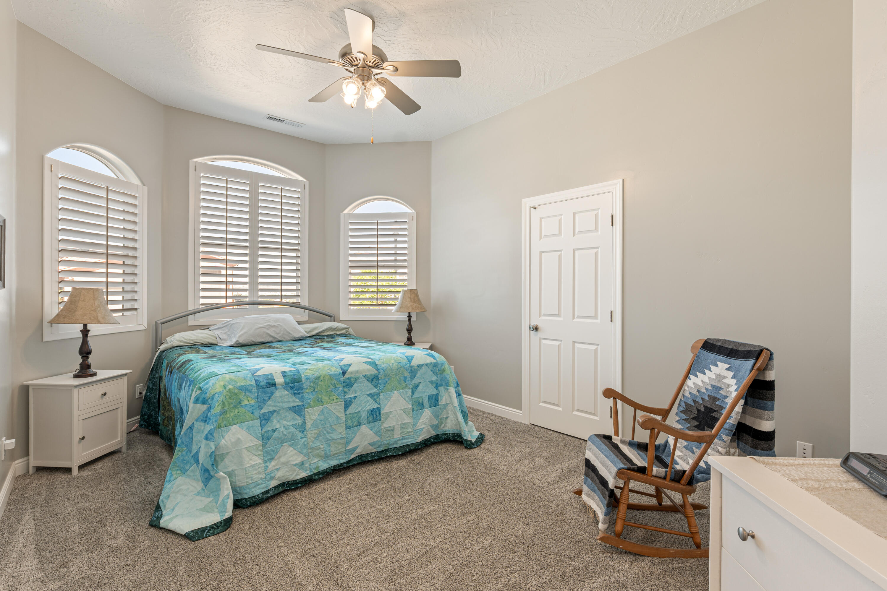 MAJESTIC SUNSET - Residential