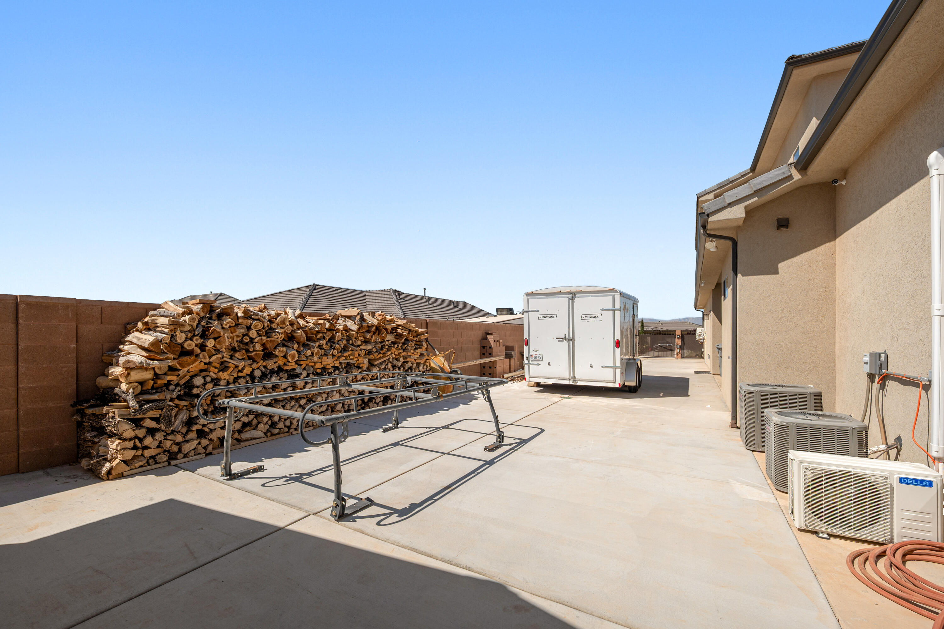 MAJESTIC SUNSET - Residential