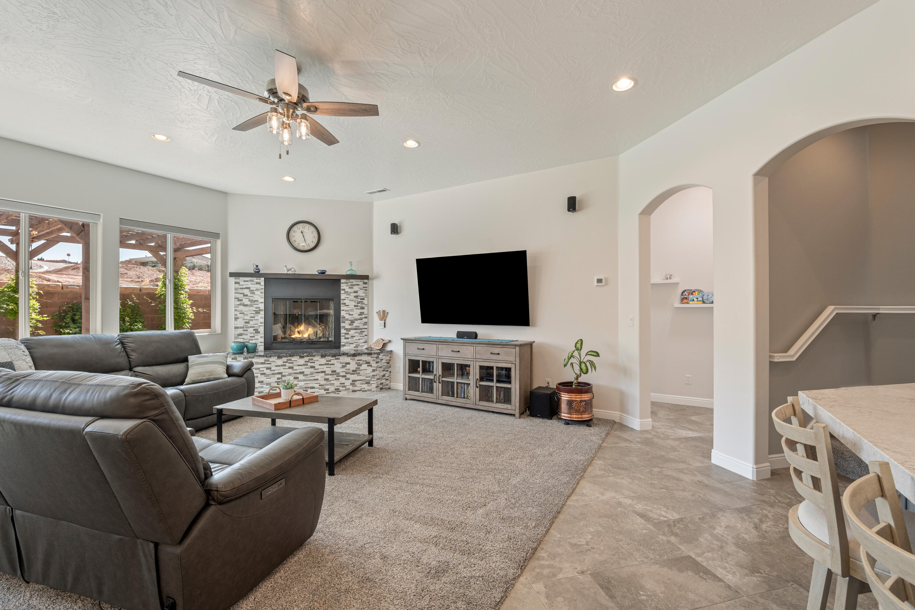 MAJESTIC SUNSET - Residential