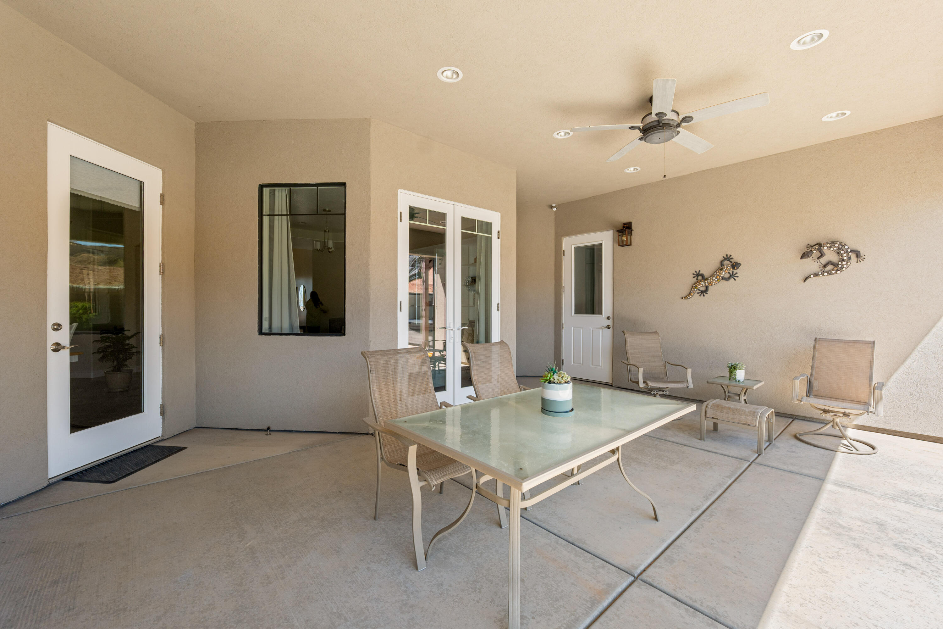 MAJESTIC SUNSET - Residential