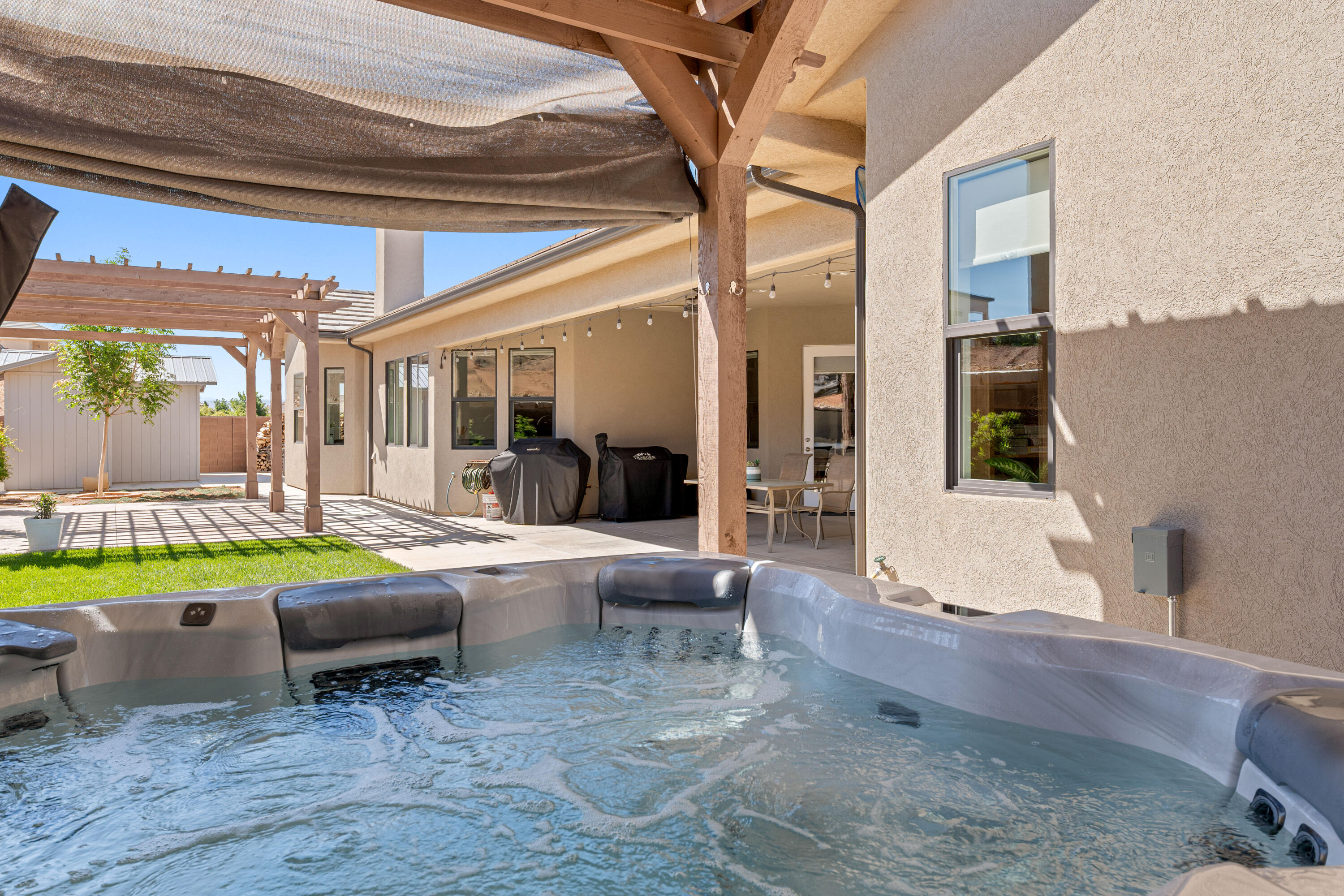 MAJESTIC SUNSET - Residential