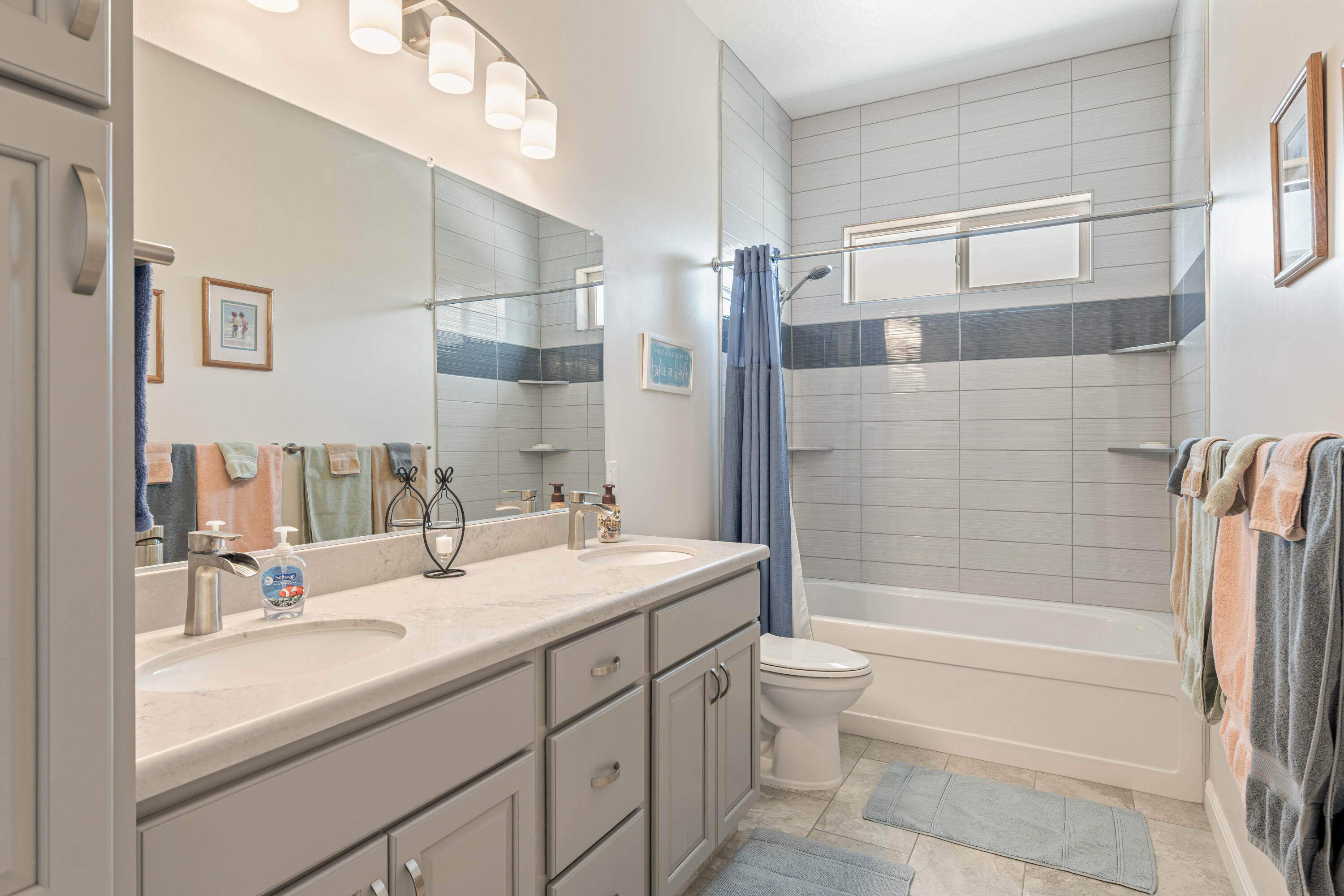 MAJESTIC SUNSET - Residential