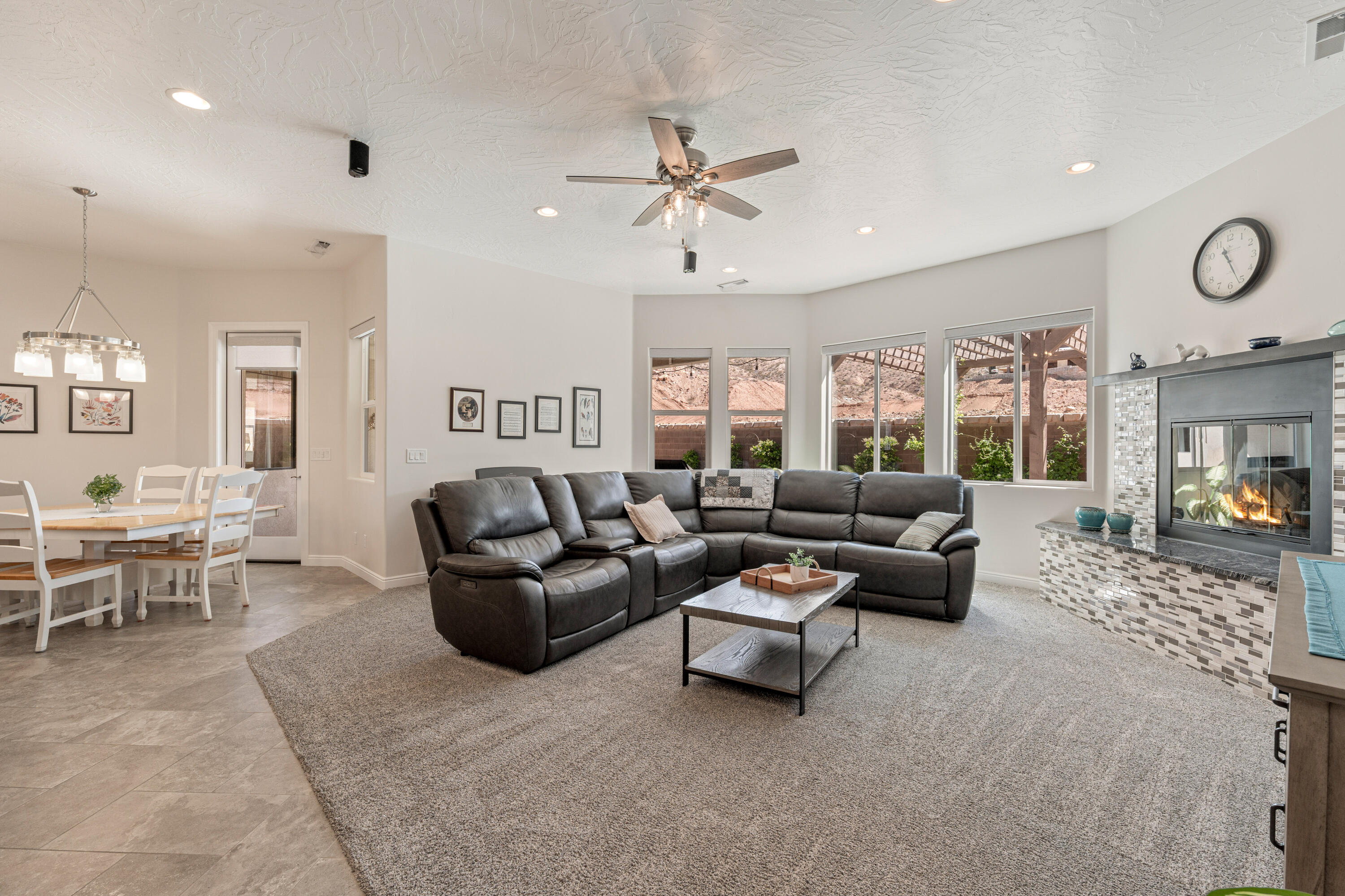 MAJESTIC SUNSET - Residential