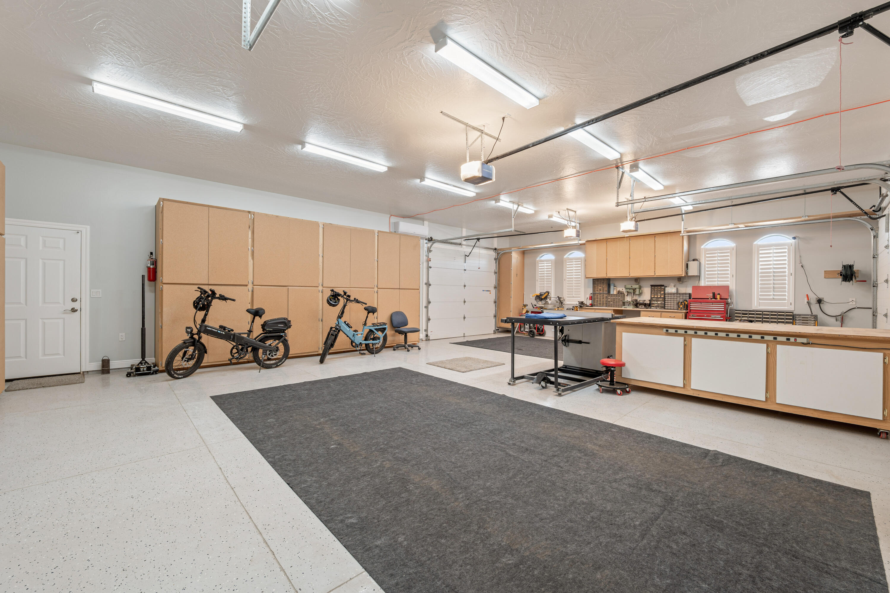 MAJESTIC SUNSET - Residential