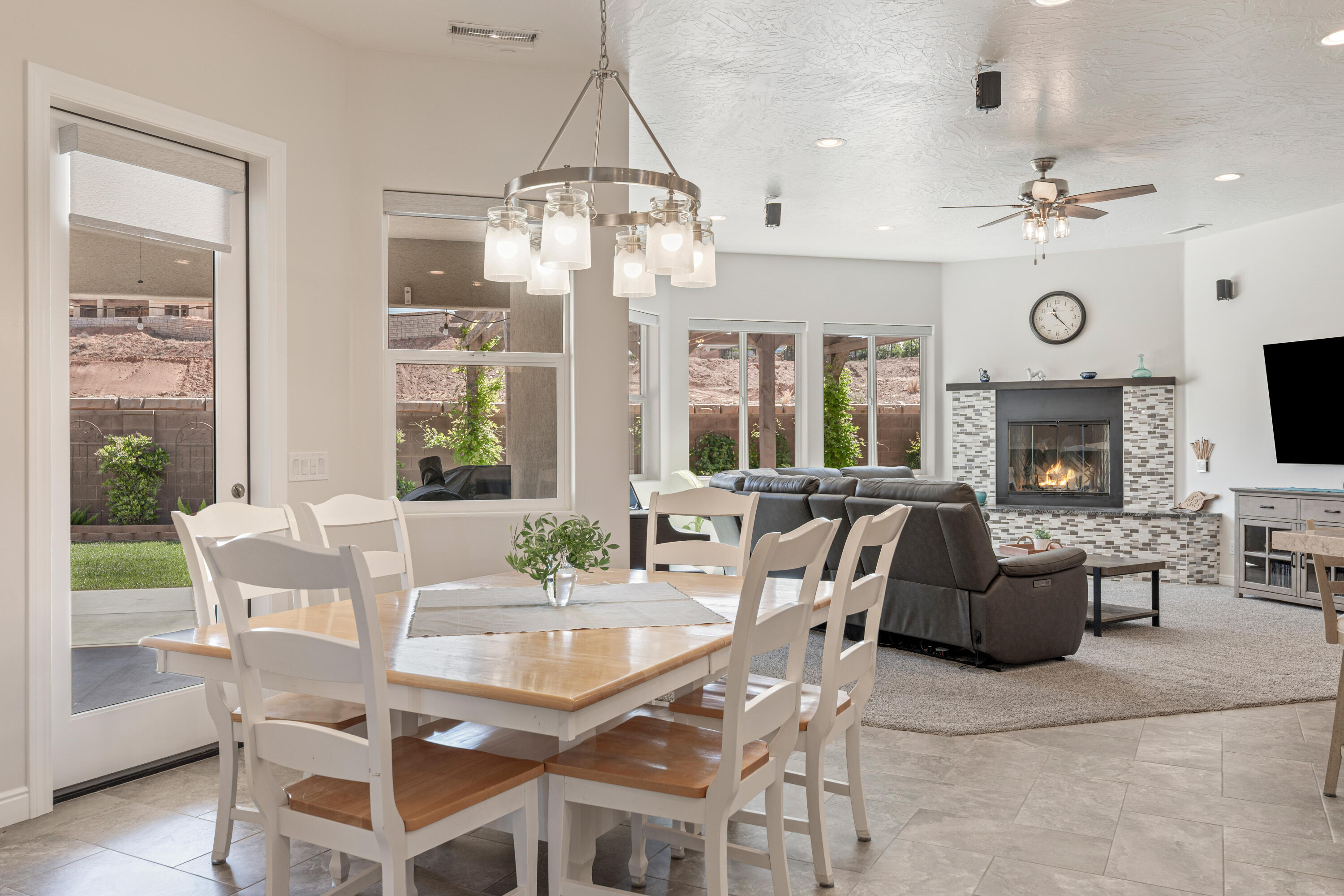 MAJESTIC SUNSET - Residential