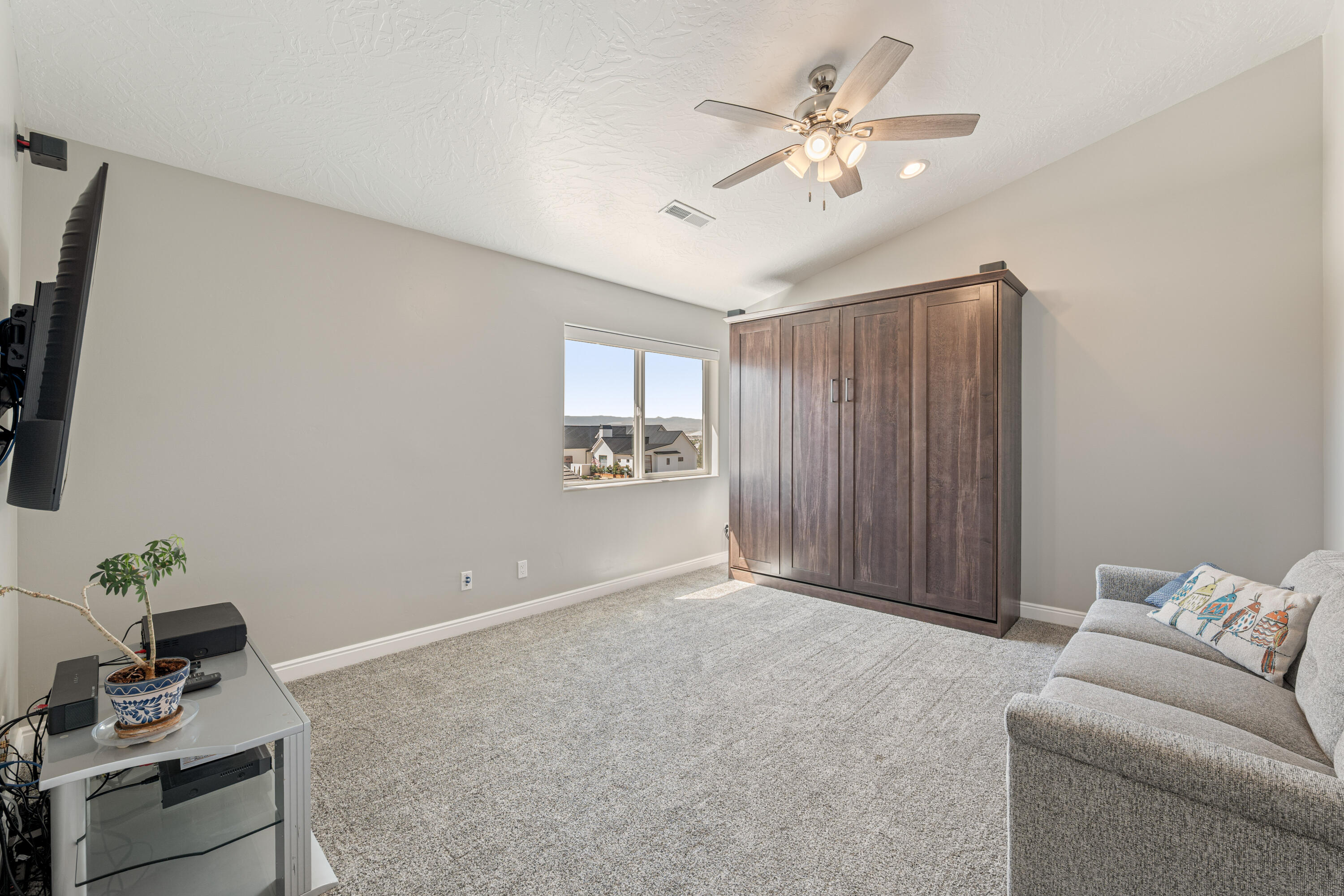 MAJESTIC SUNSET - Residential