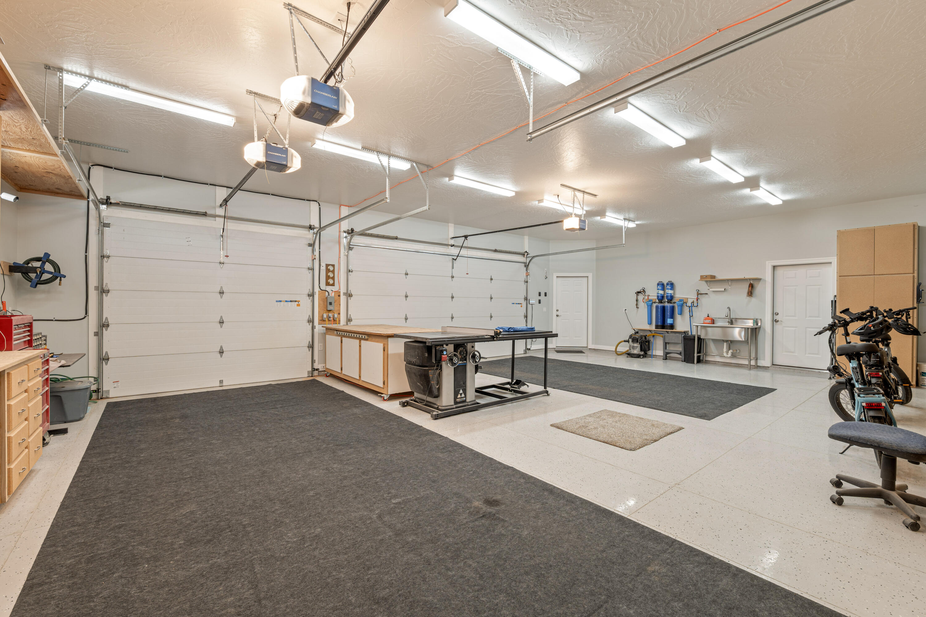 MAJESTIC SUNSET - Residential