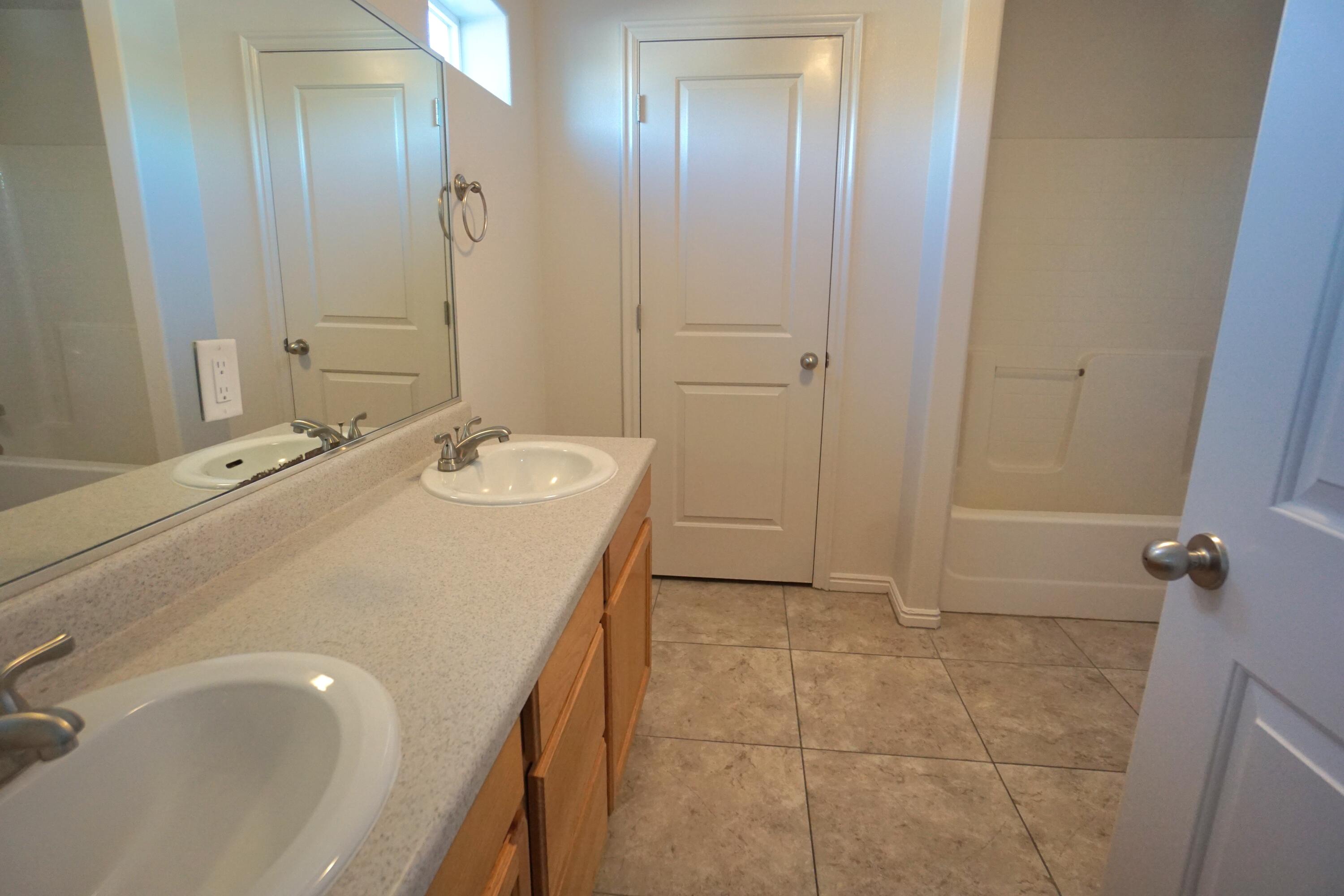 FOX COVE - Residential