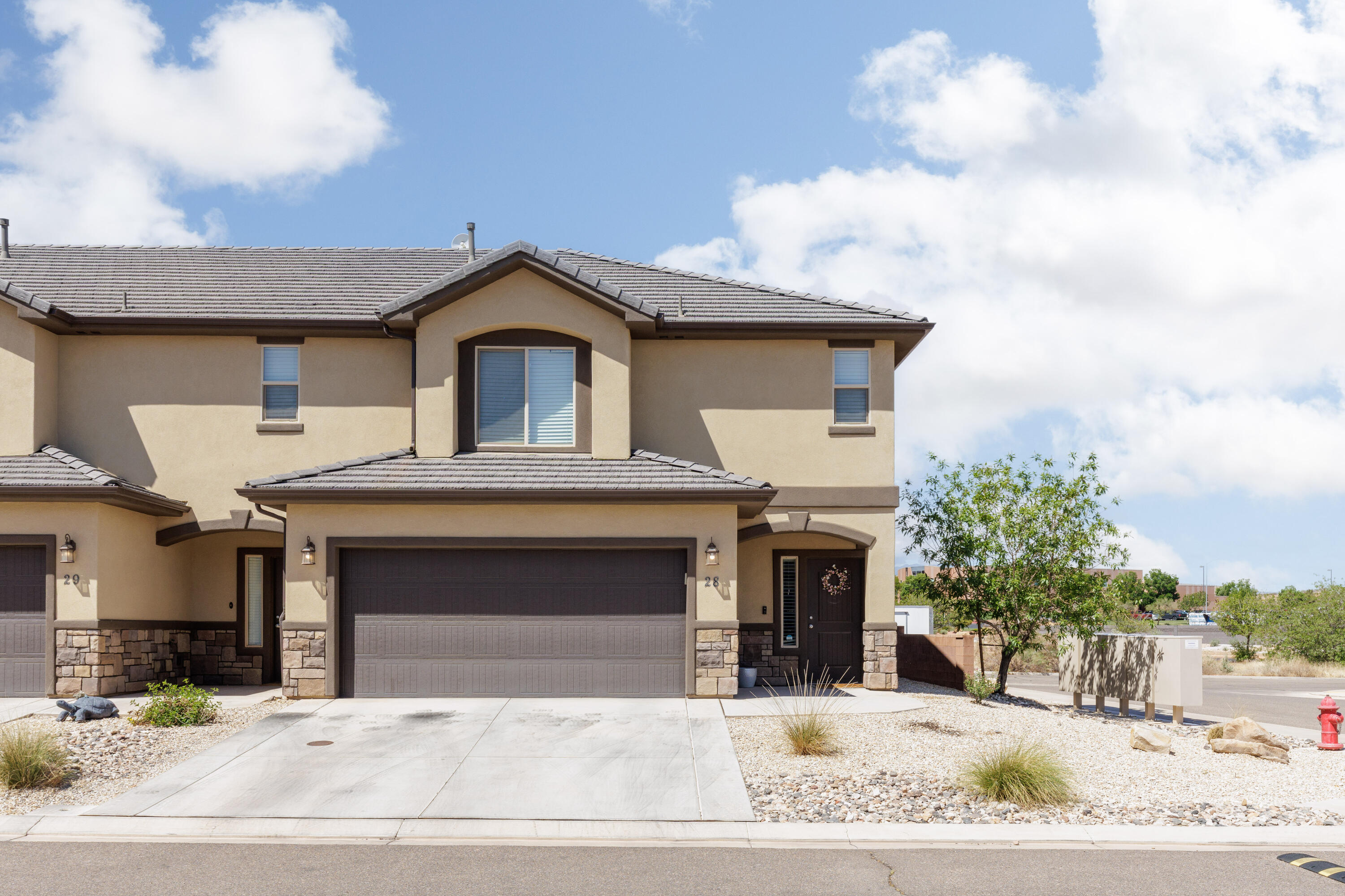 BLACKHAWK TH - Residential