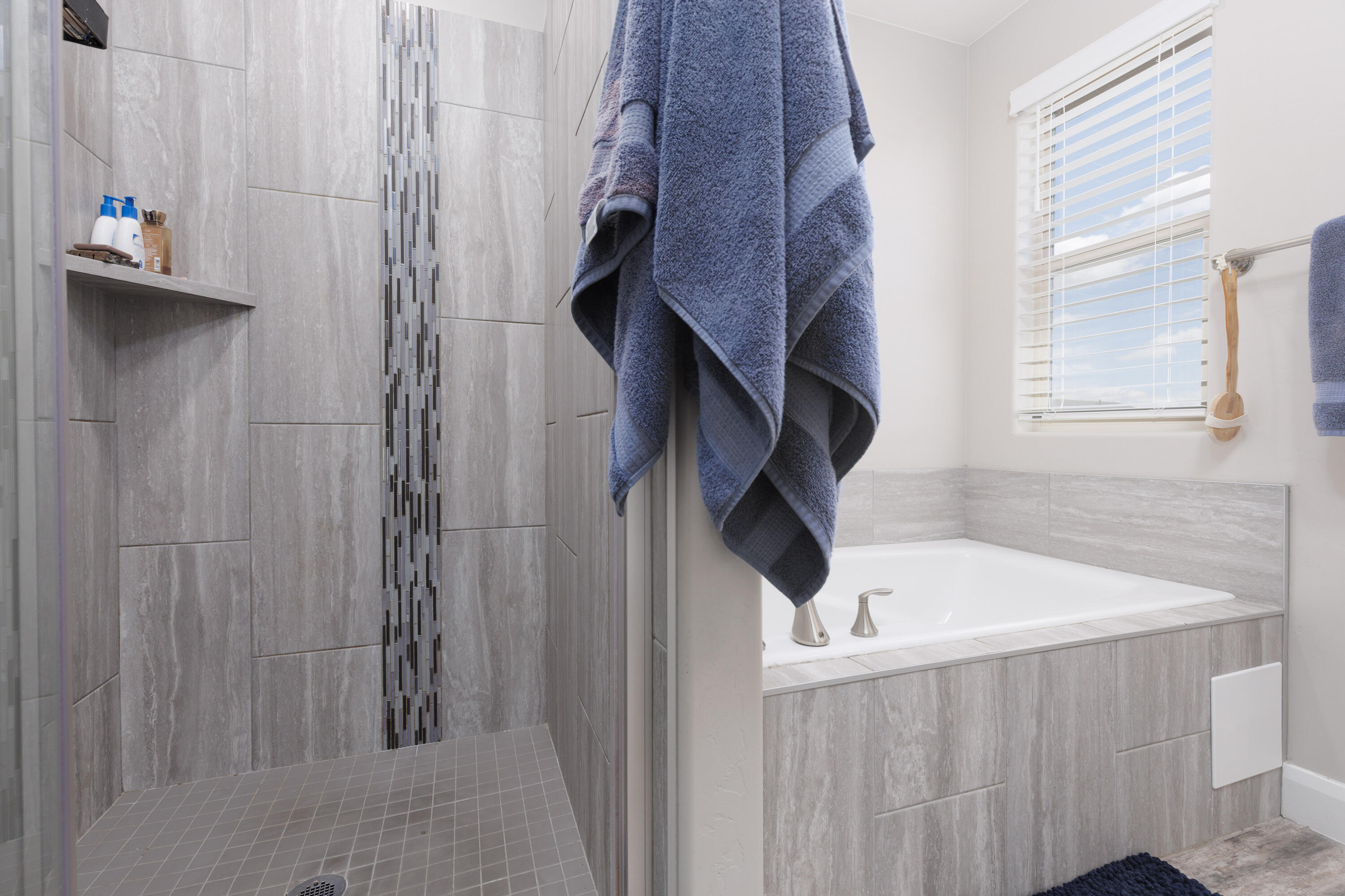 BLACKHAWK TH - Residential