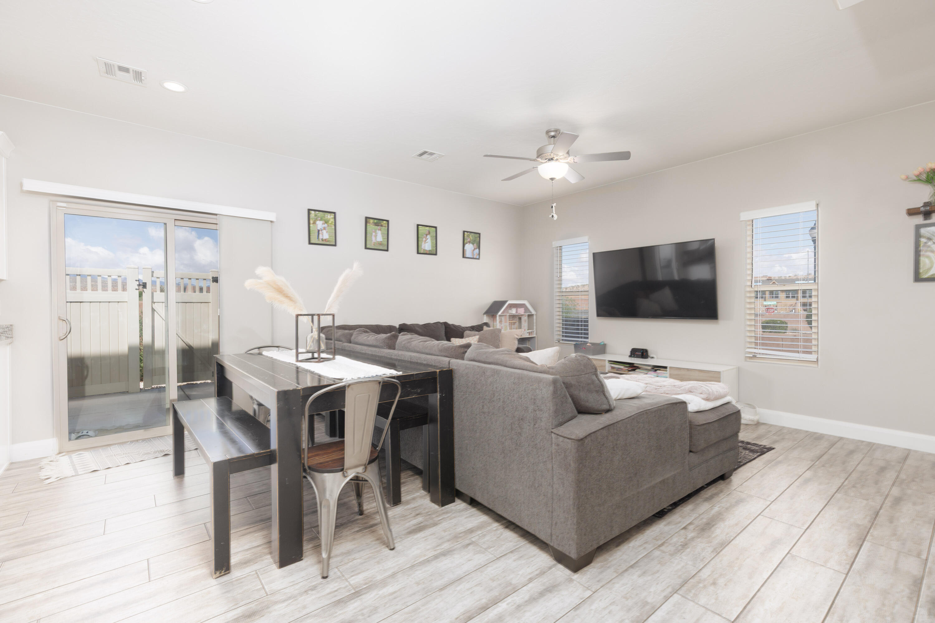 BLACKHAWK TH - Residential