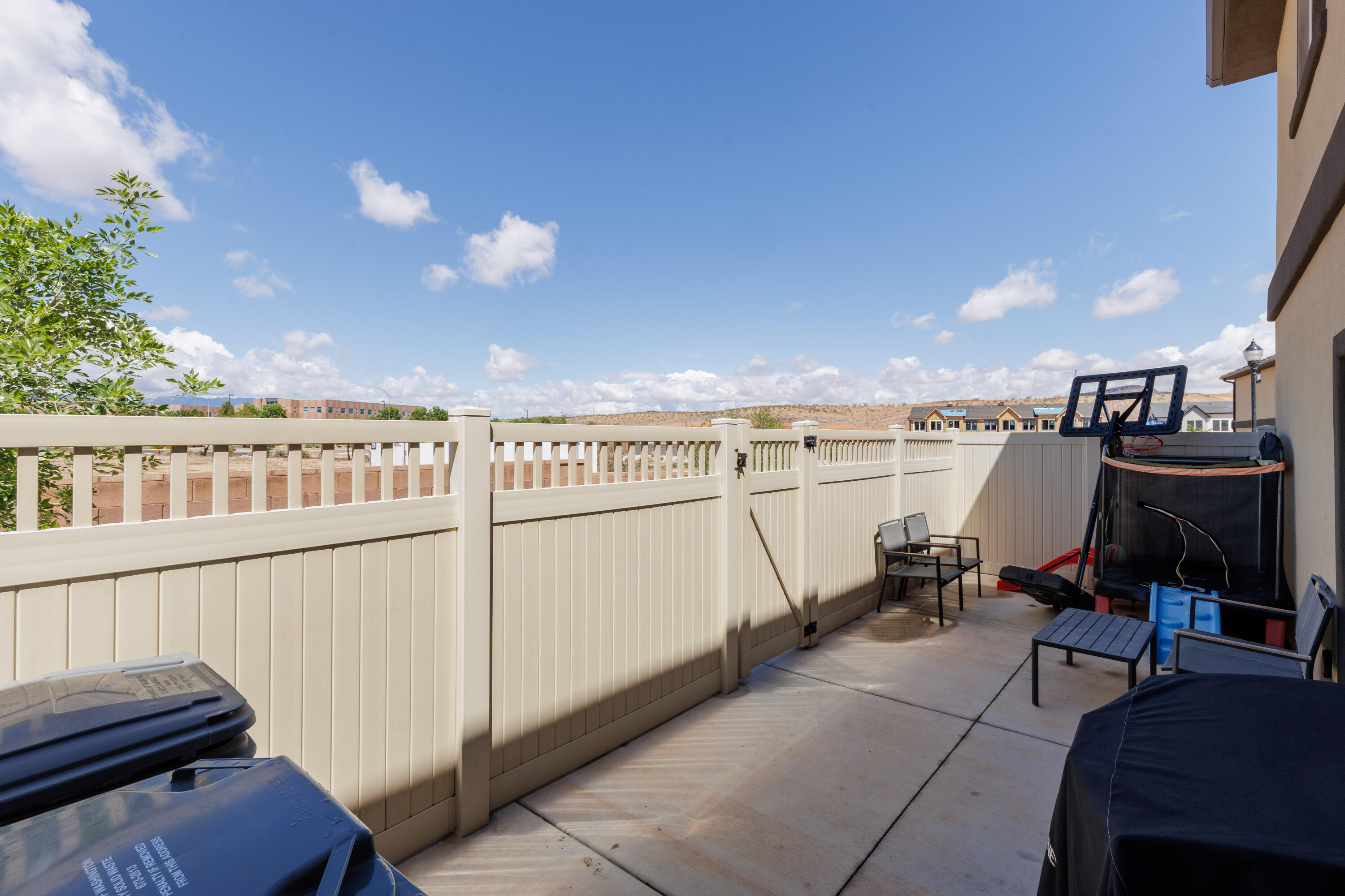 BLACKHAWK TH - Residential