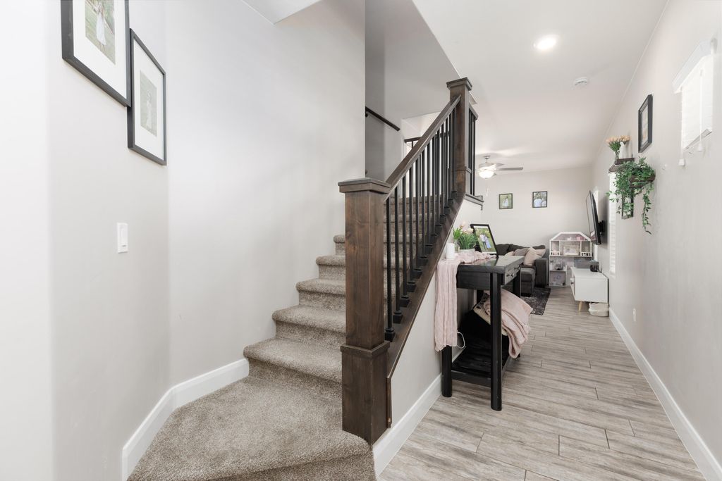 Photo of 1001 W Curly Hollow DR 28 #28, Saint George, UT 84770 (MLS # 26-271352)