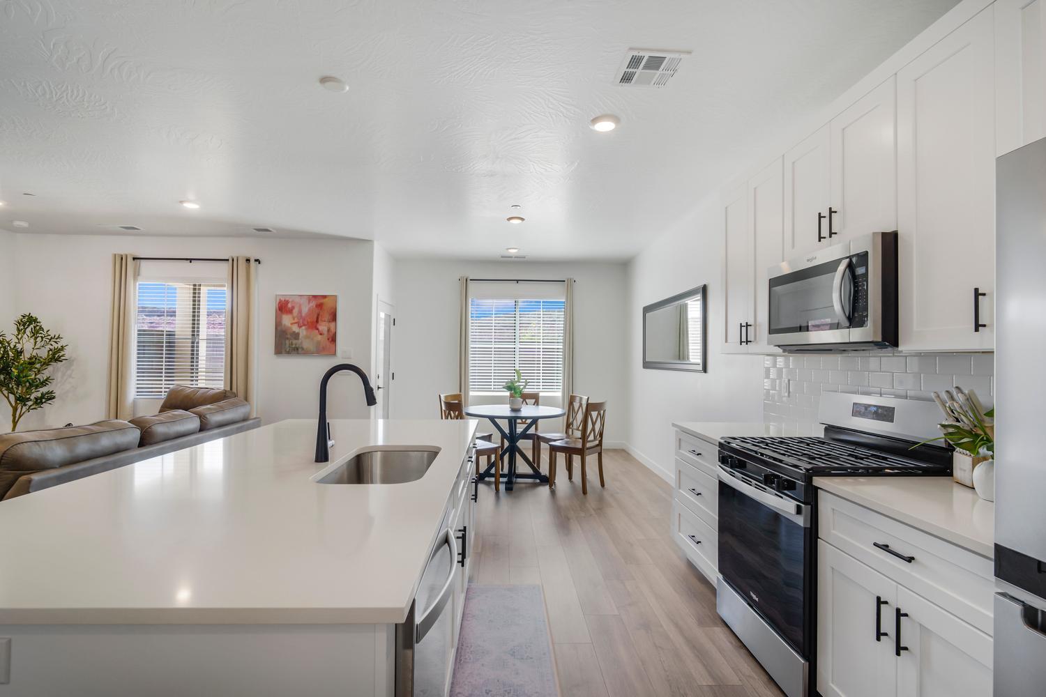 SKYLINE AT LONG VALLEY - Residential