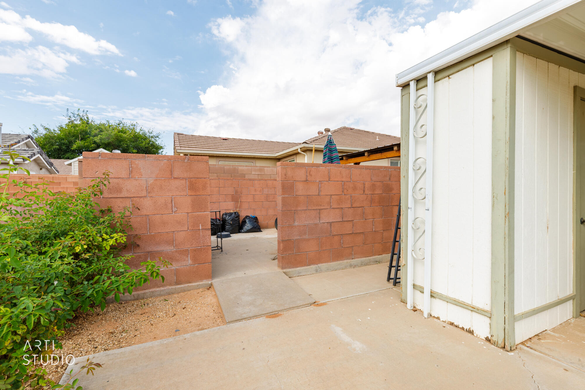 QUAIL LAKE ESTATES - Residential