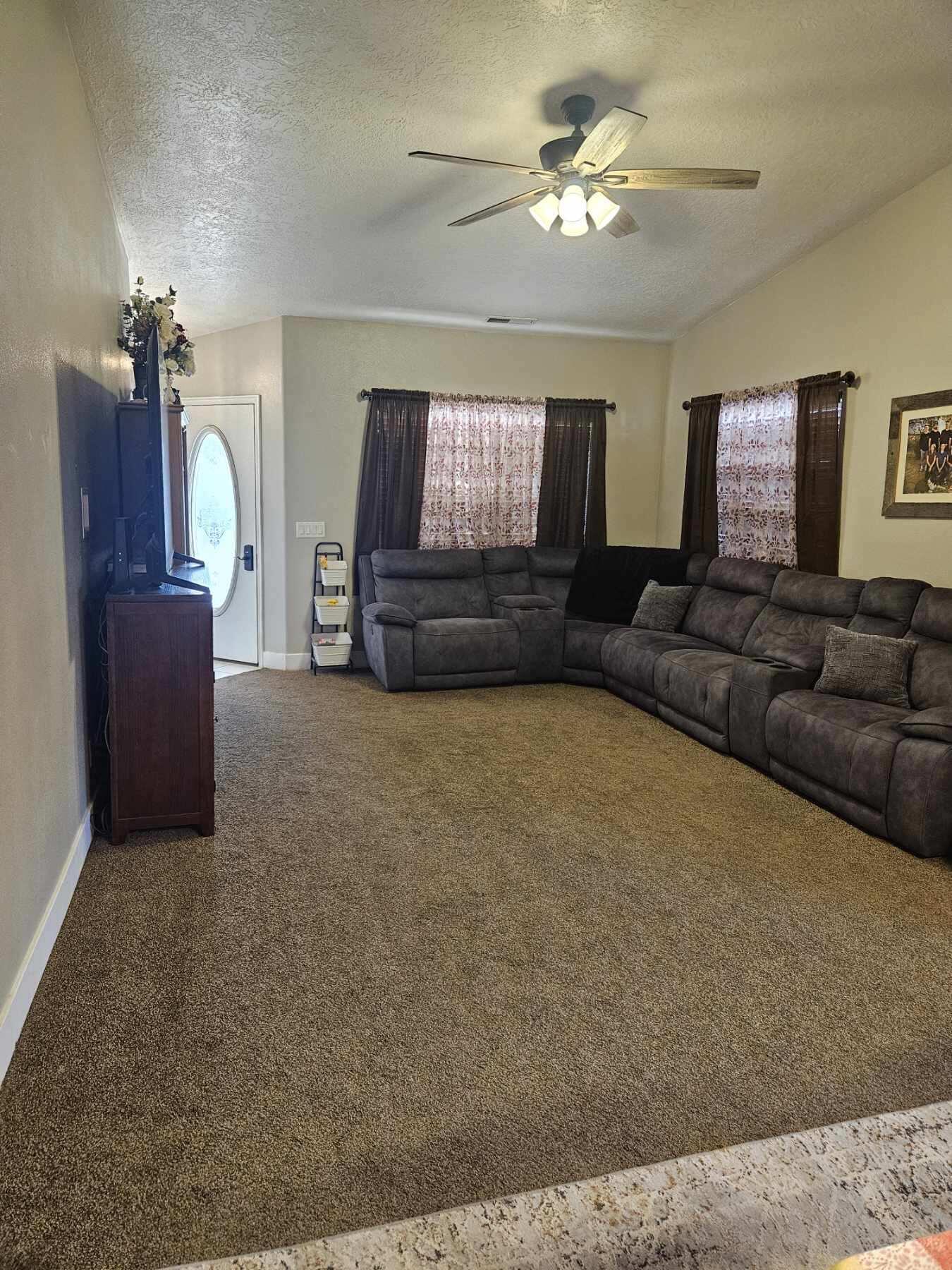 SANTA FE HILLS - Residential