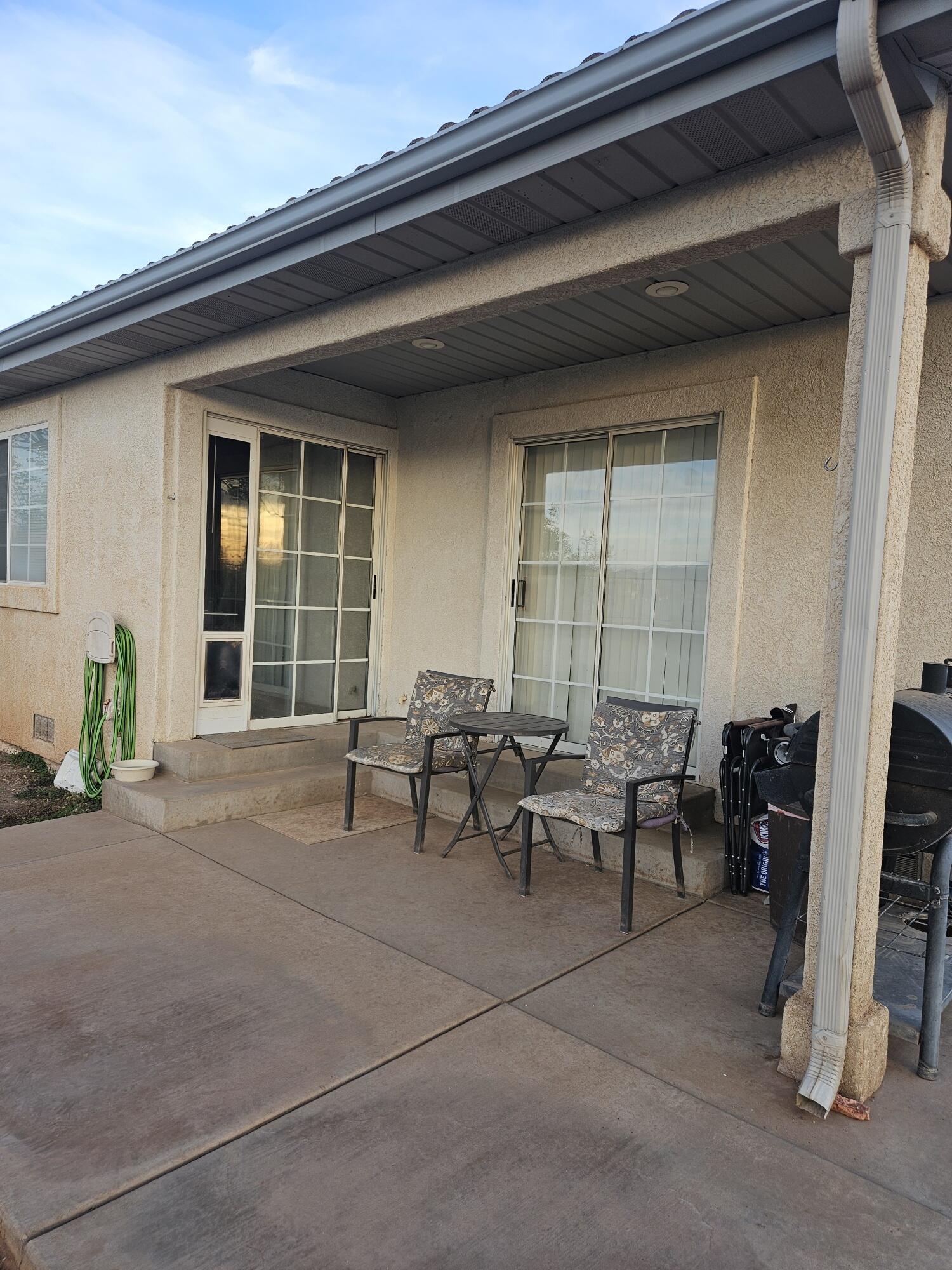 SANTA FE HILLS - Residential