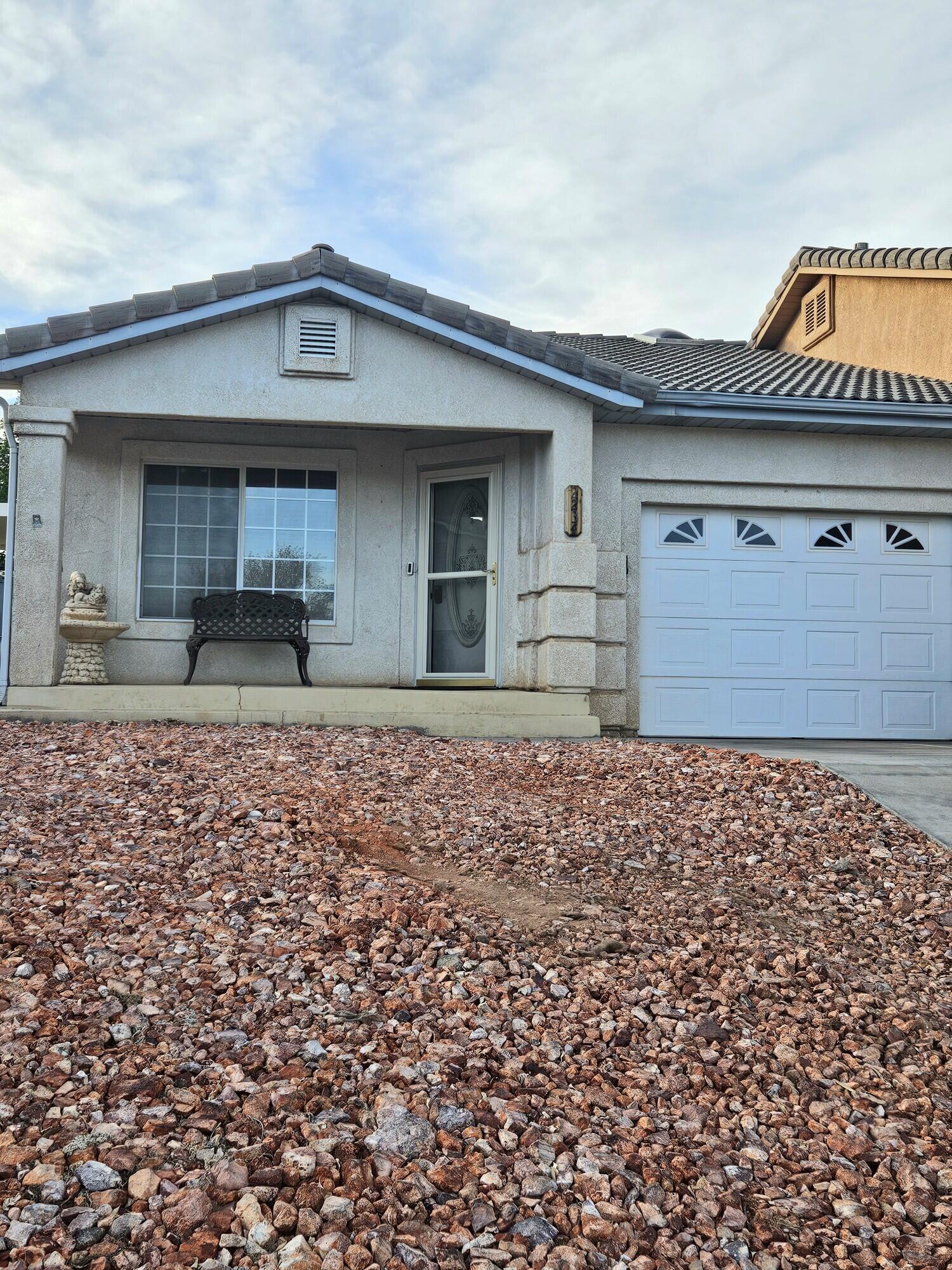 SANTA FE HILLS - Residential