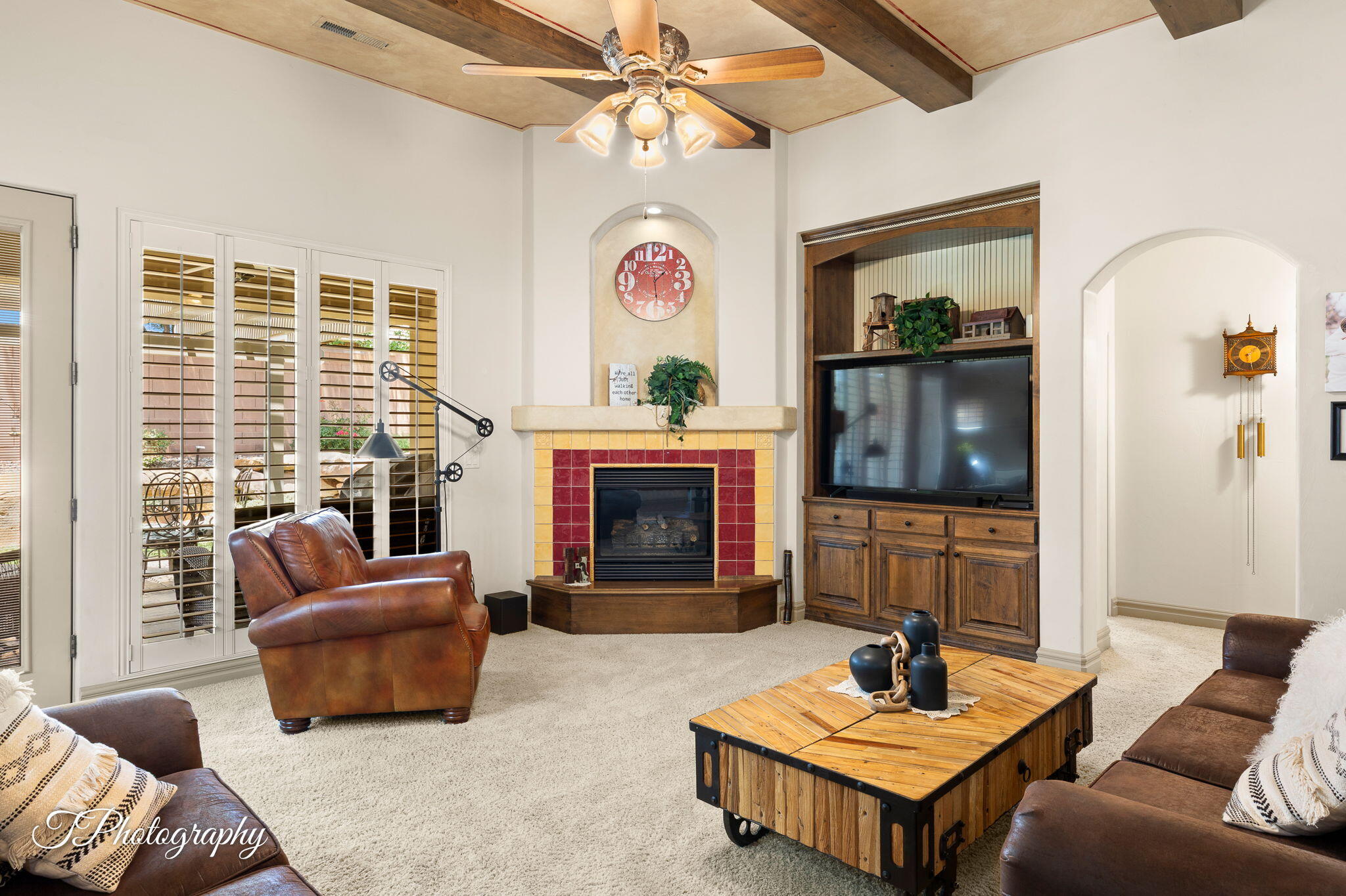 MEADOWOOD - Residential