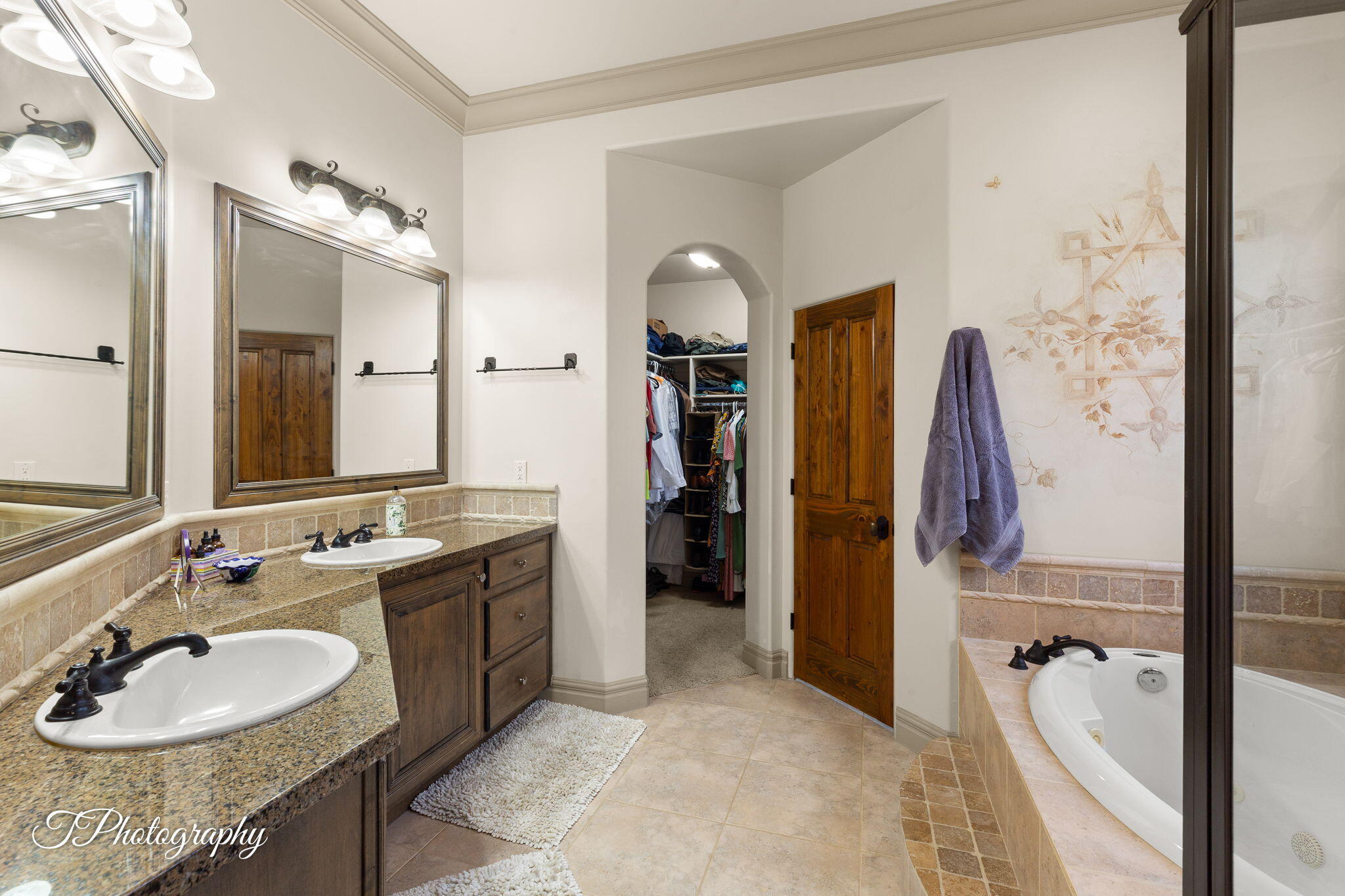 MEADOWOOD - Residential