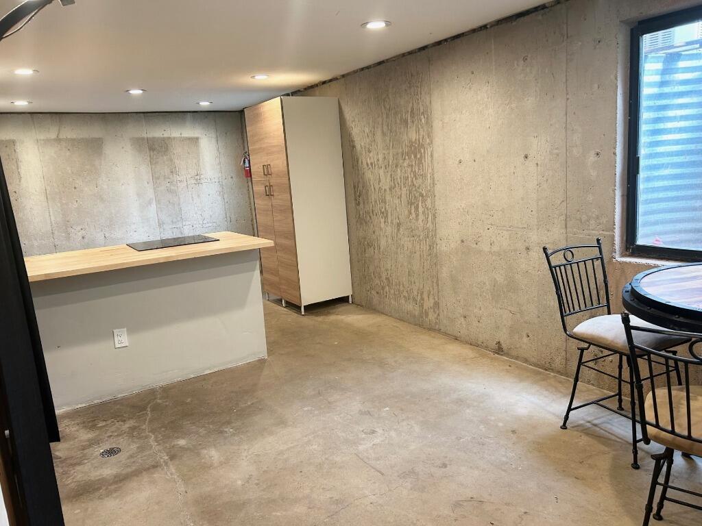 HURRICANE LOCAL - Residential