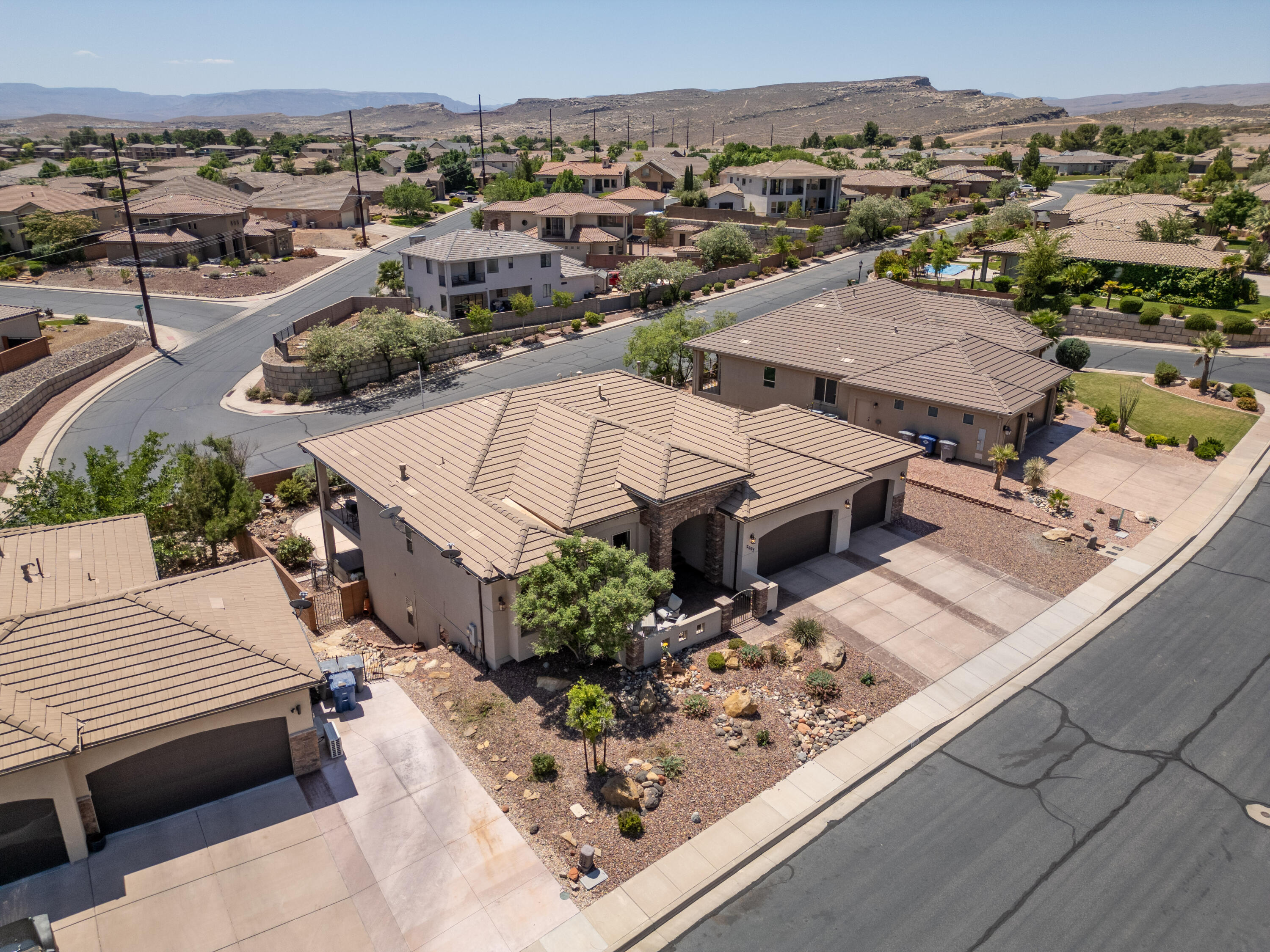 HIGHLANDS AT GREEN VALLEY - Residential
