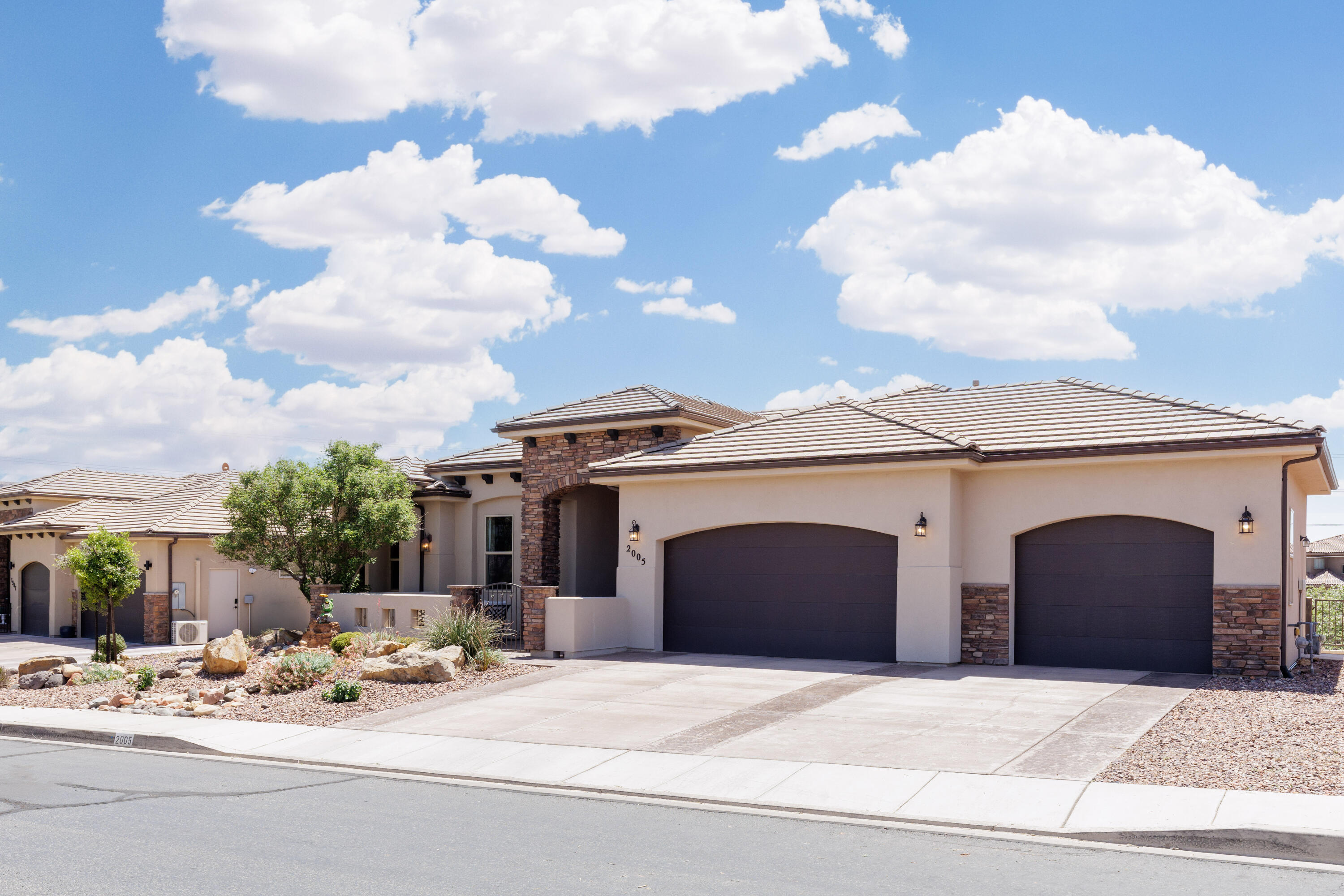 HIGHLANDS AT GREEN VALLEY - Residential