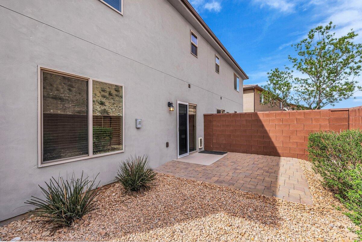 FOSSIL HILLS TH - Residential