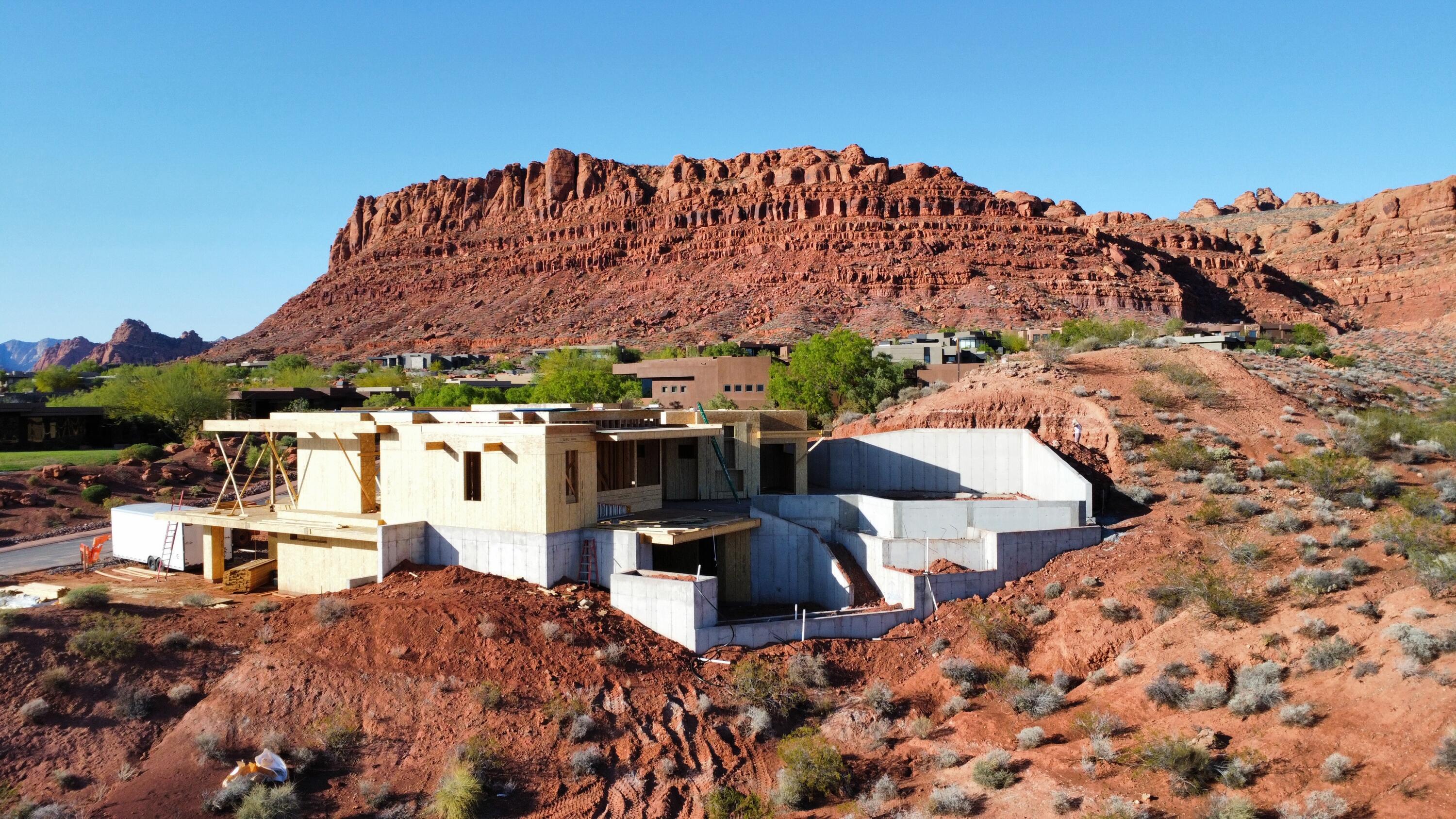 KACHINA CLIFFS AT ENTRADA - Residential