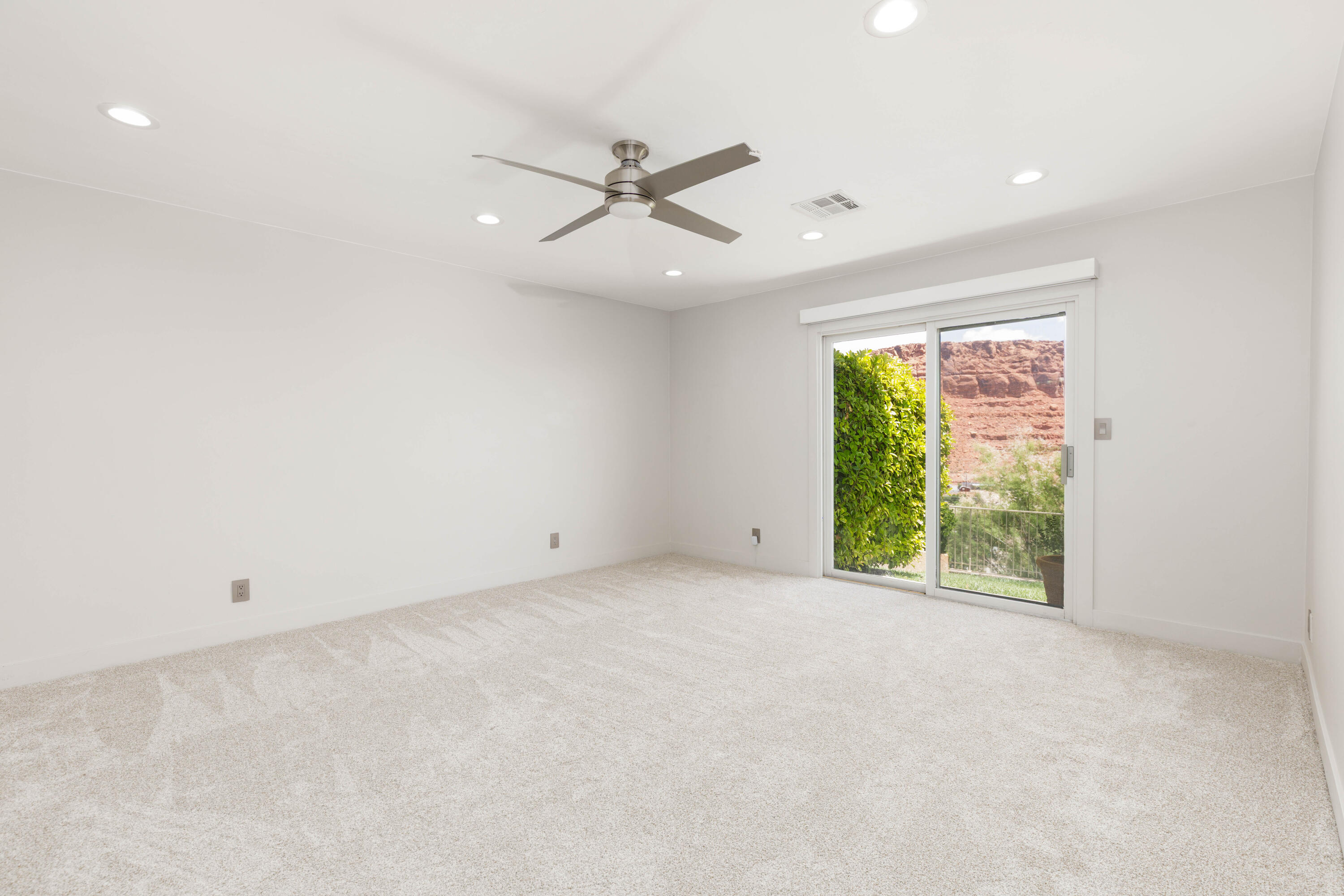 RIDGE AT ST GEORGE - Residential