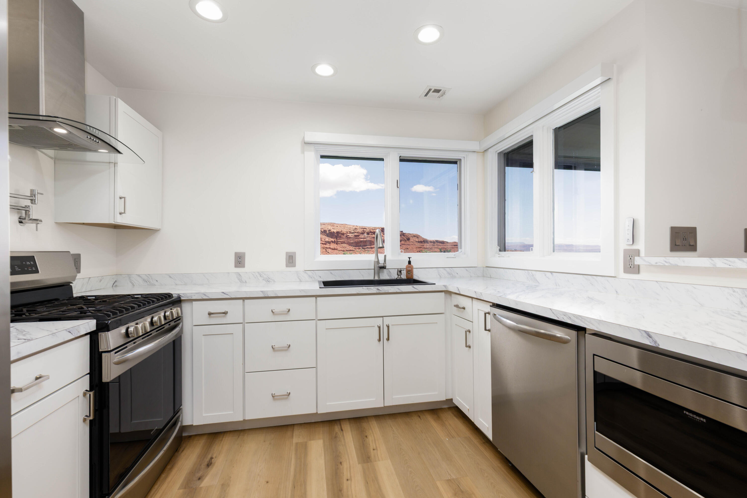 RIDGE AT ST GEORGE - Residential