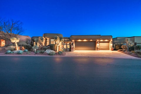 Tiny photo for 3052 N Snow Canyon Parkway 8 #8, Saint George, UT 84770 (MLS # 26-275709)